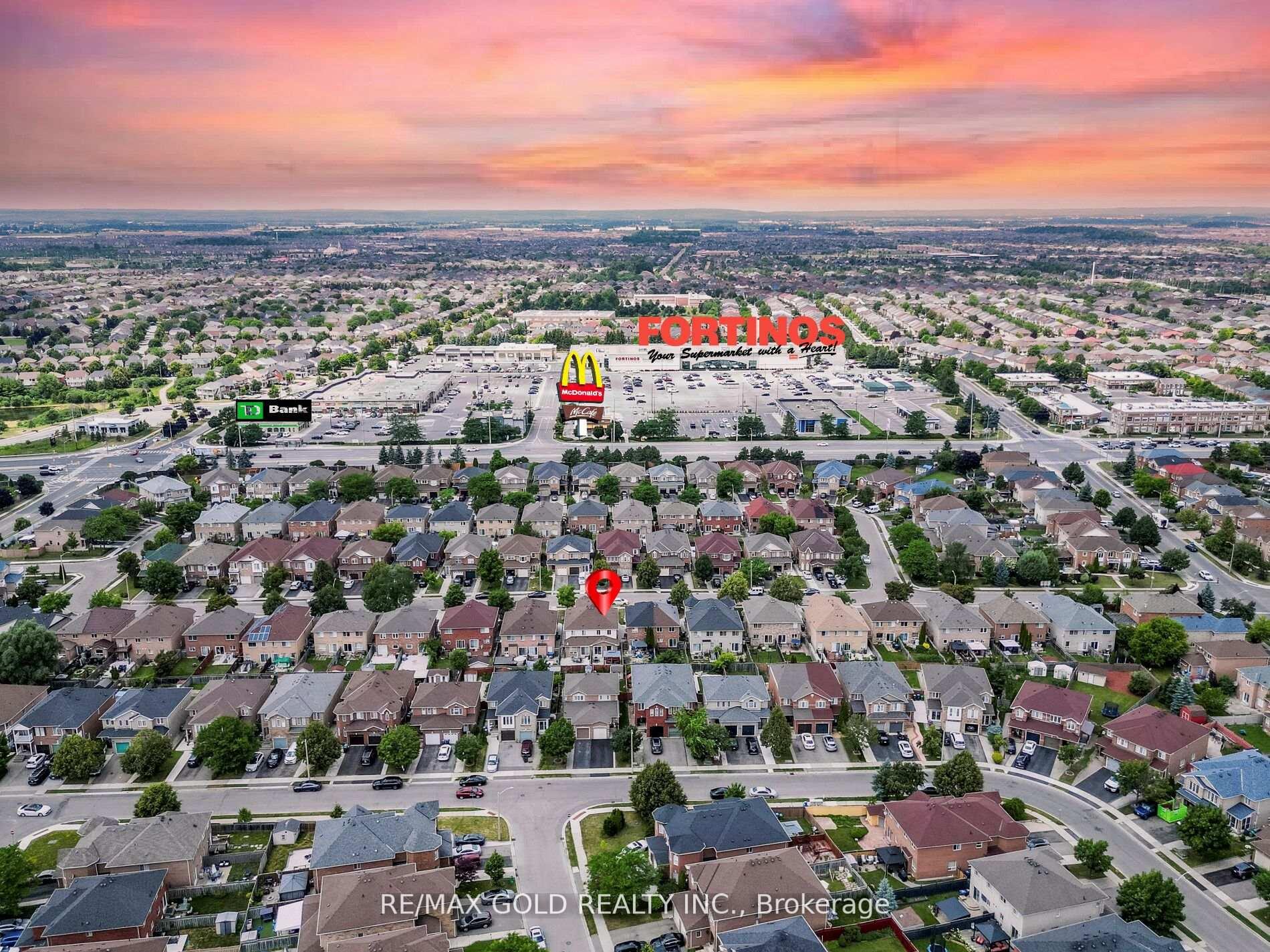 Photo 43 of 35 Garibaldi Drive, Brampton, Fletcher's Meadow — HOMEH