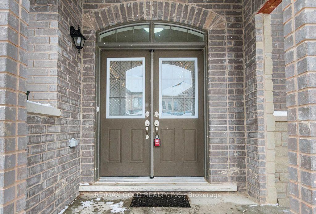 Photo 2 of 60 Block Road, Brampton, Northwest Brampton — HOMEH