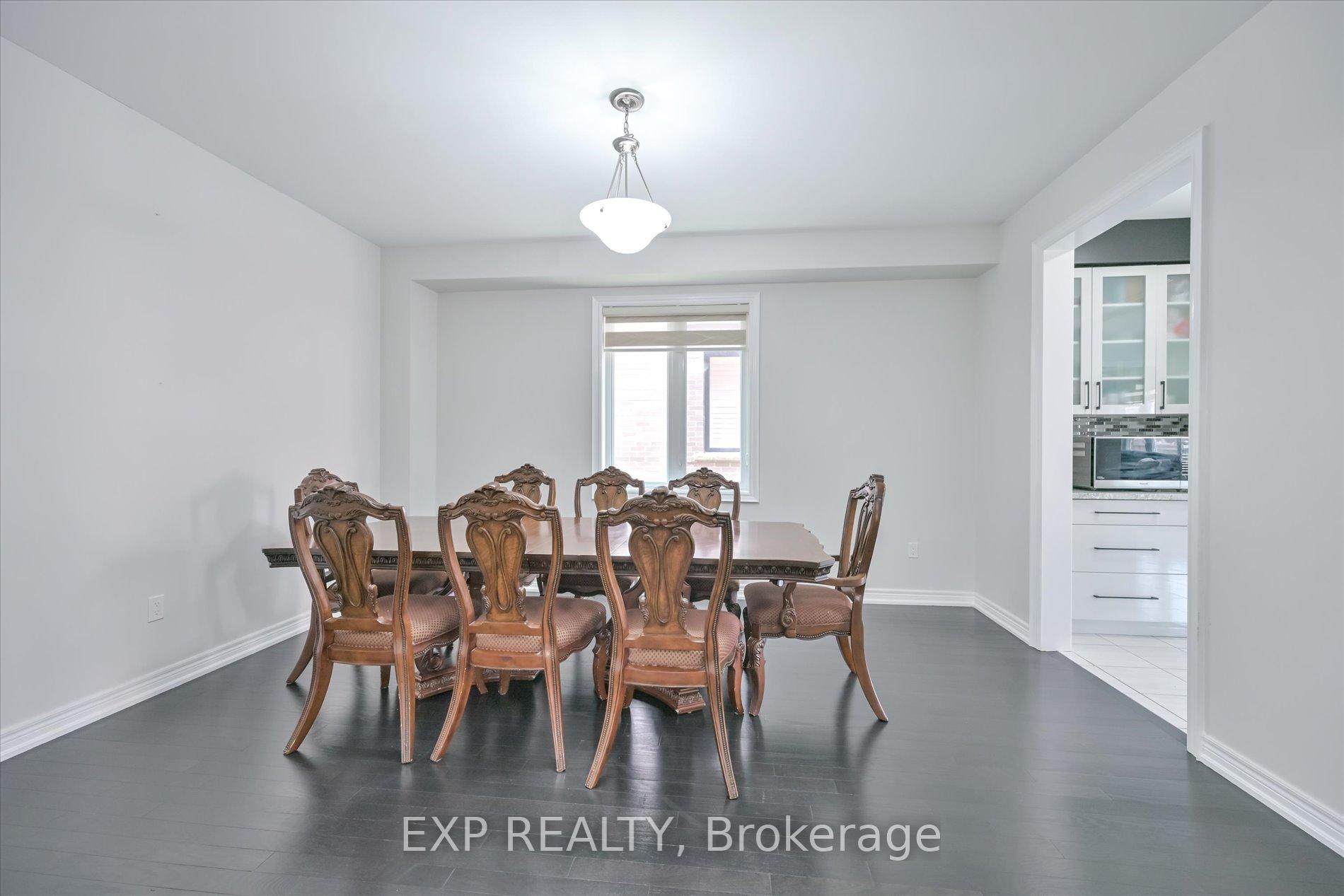 Photo 8 of 83 Parity Road, Brampton, Credit Valley — HOMEH
