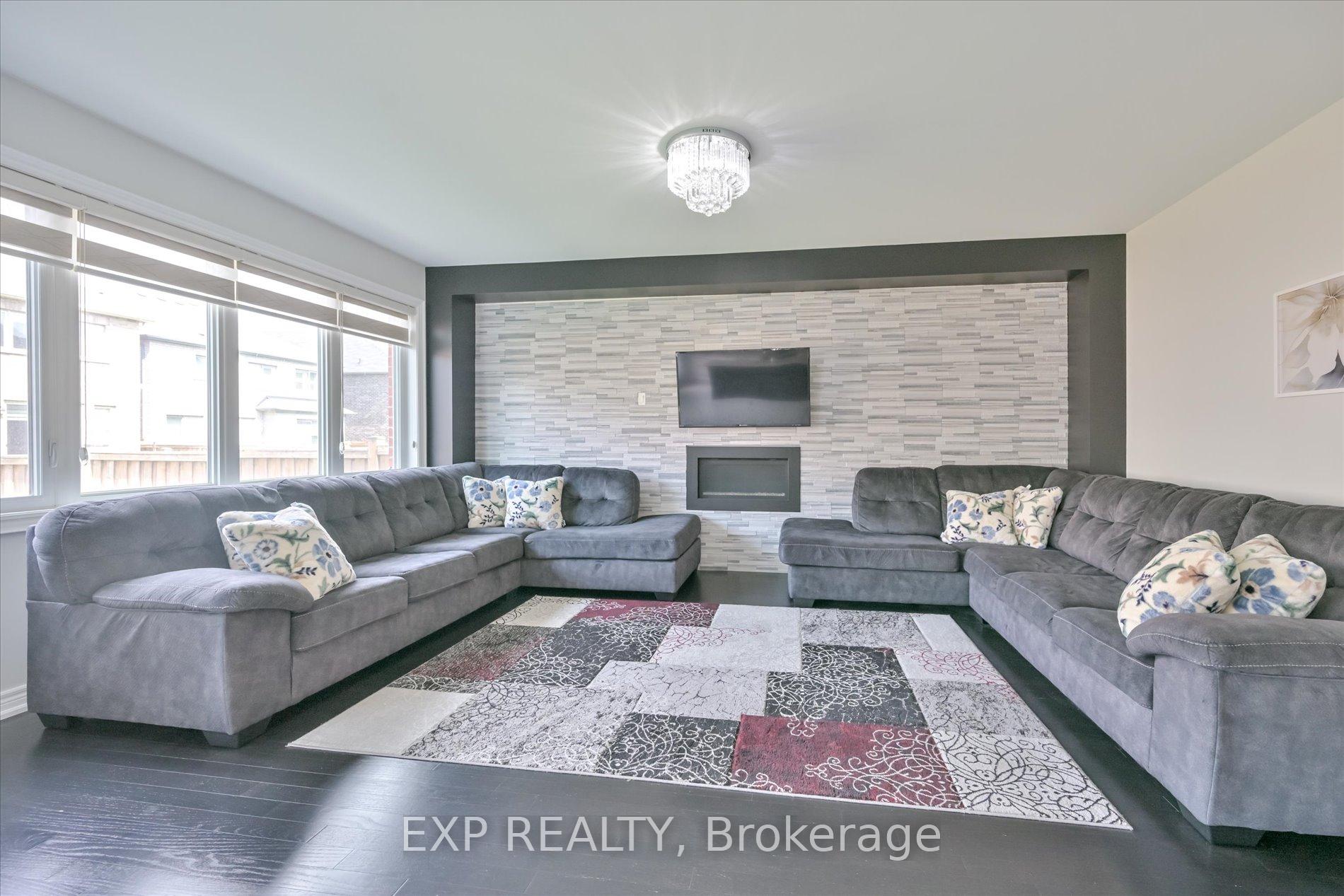 Photo 15 of 83 Parity Road, Brampton, Credit Valley — HOMEH