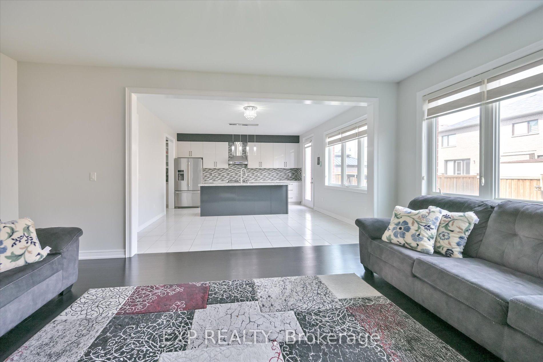 Photo 16 of 83 Parity Road, Brampton, Credit Valley — HOMEH