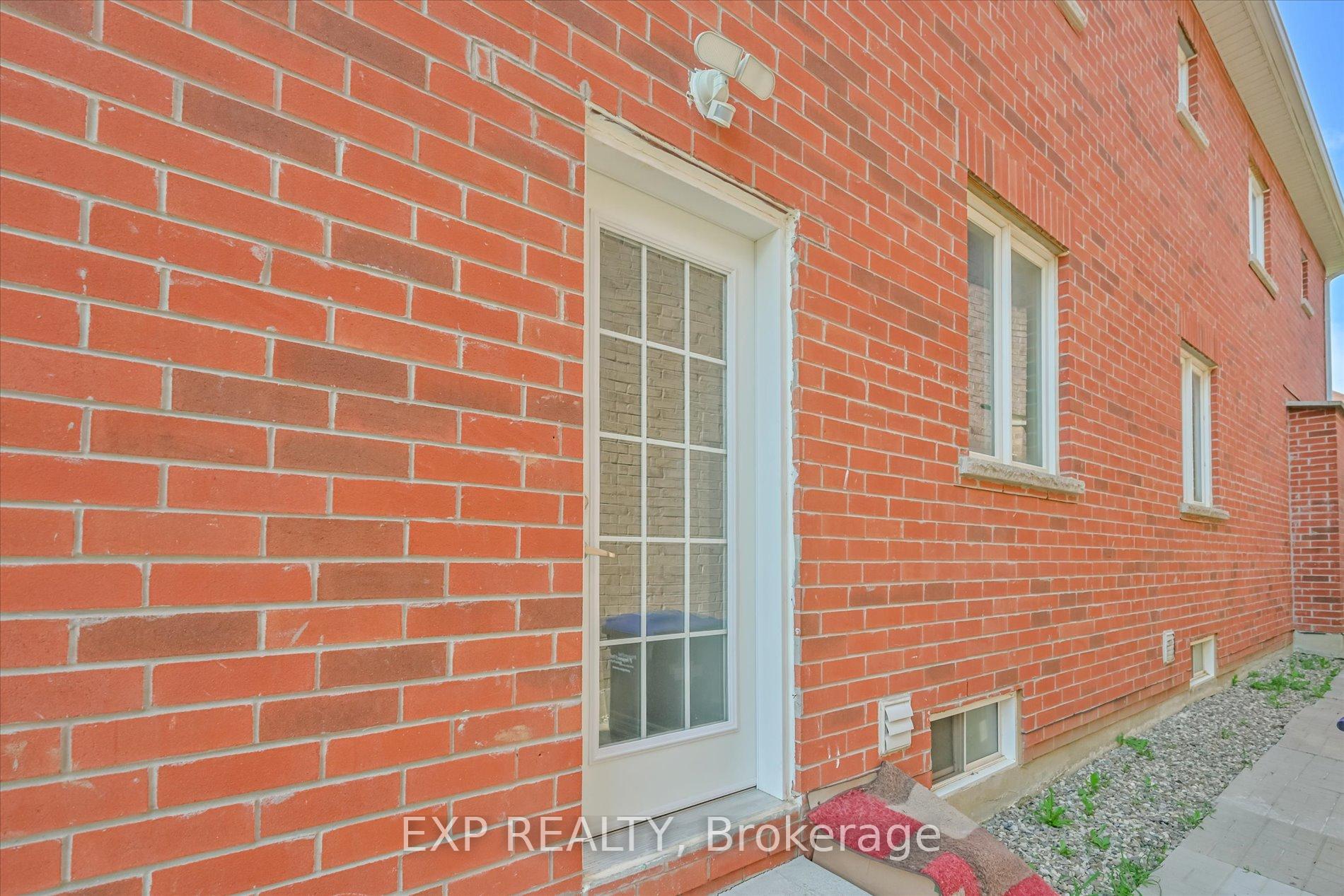 Photo 33 of 83 Parity Road, Brampton, Credit Valley — HOMEH