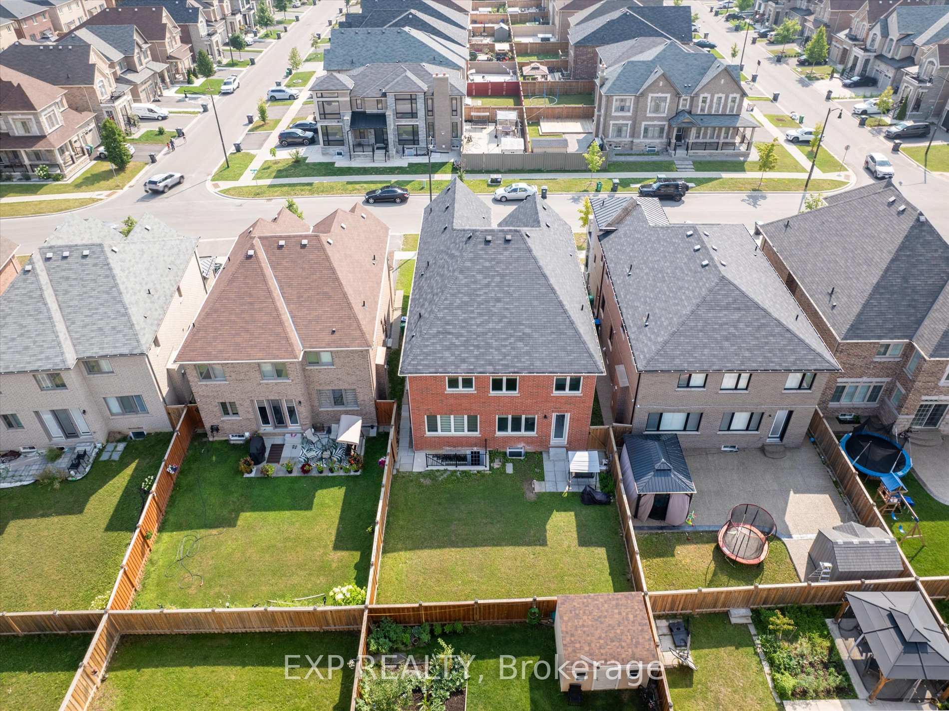 Photo 36 of 83 Parity Road, Brampton, Credit Valley — HOMEH