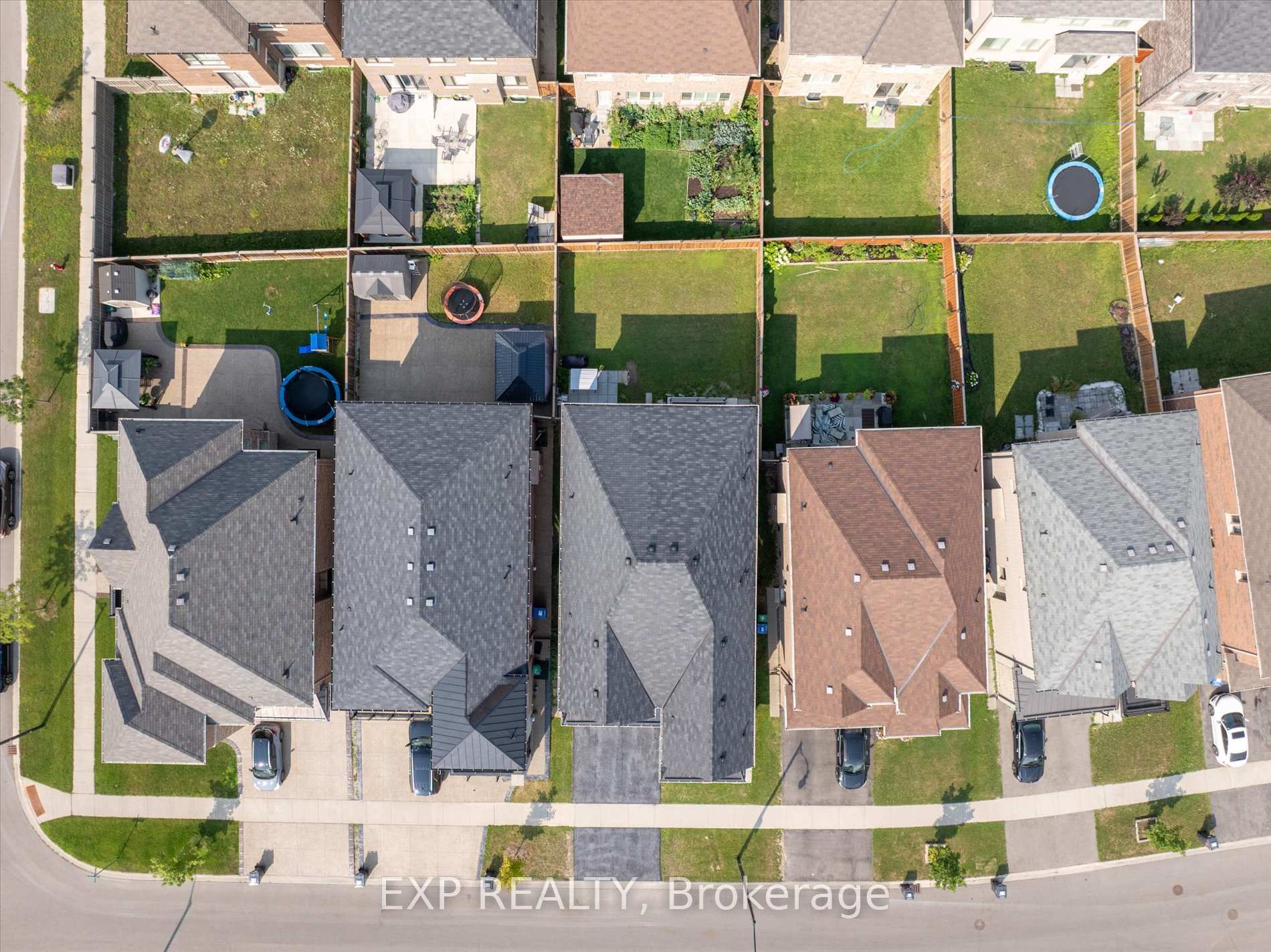 Photo 38 of 83 Parity Road, Brampton, Credit Valley — HOMEH