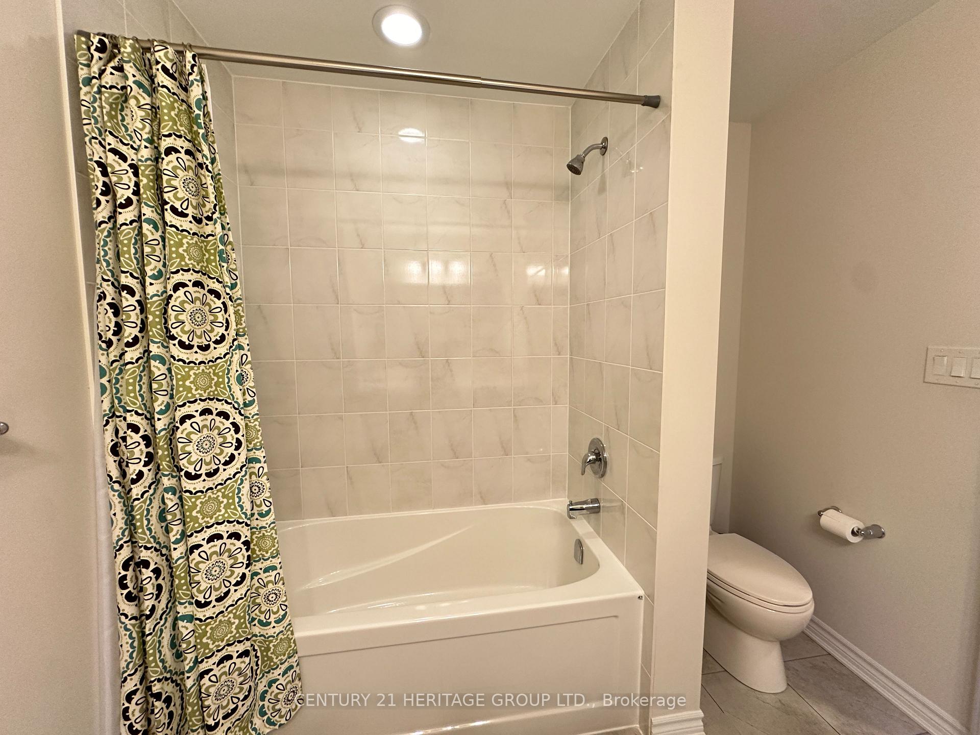 Photo 32 of 9 Stocks Lane, Aurora, Rural Aurora — HOMEH