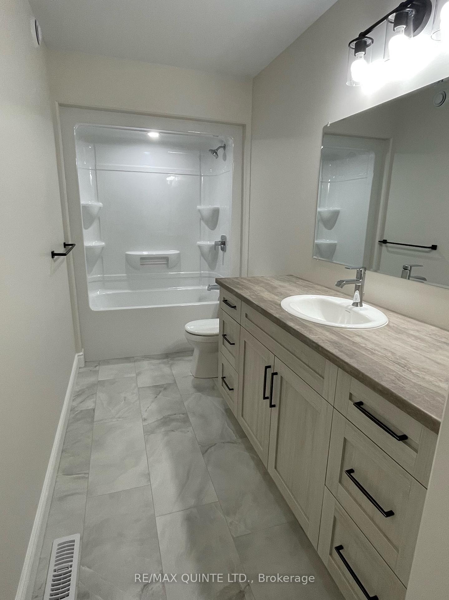 Photo 9 of 83 Raycroft Drive, Belleville, Thurlow Ward — HOMEH