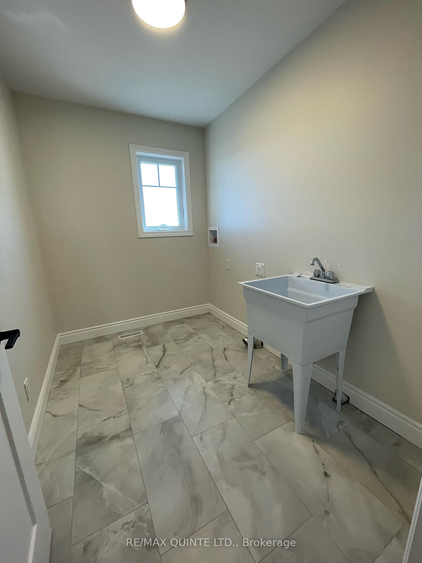 Photo 7 of 83 Raycroft Drive, Belleville, Thurlow Ward — HOMEH