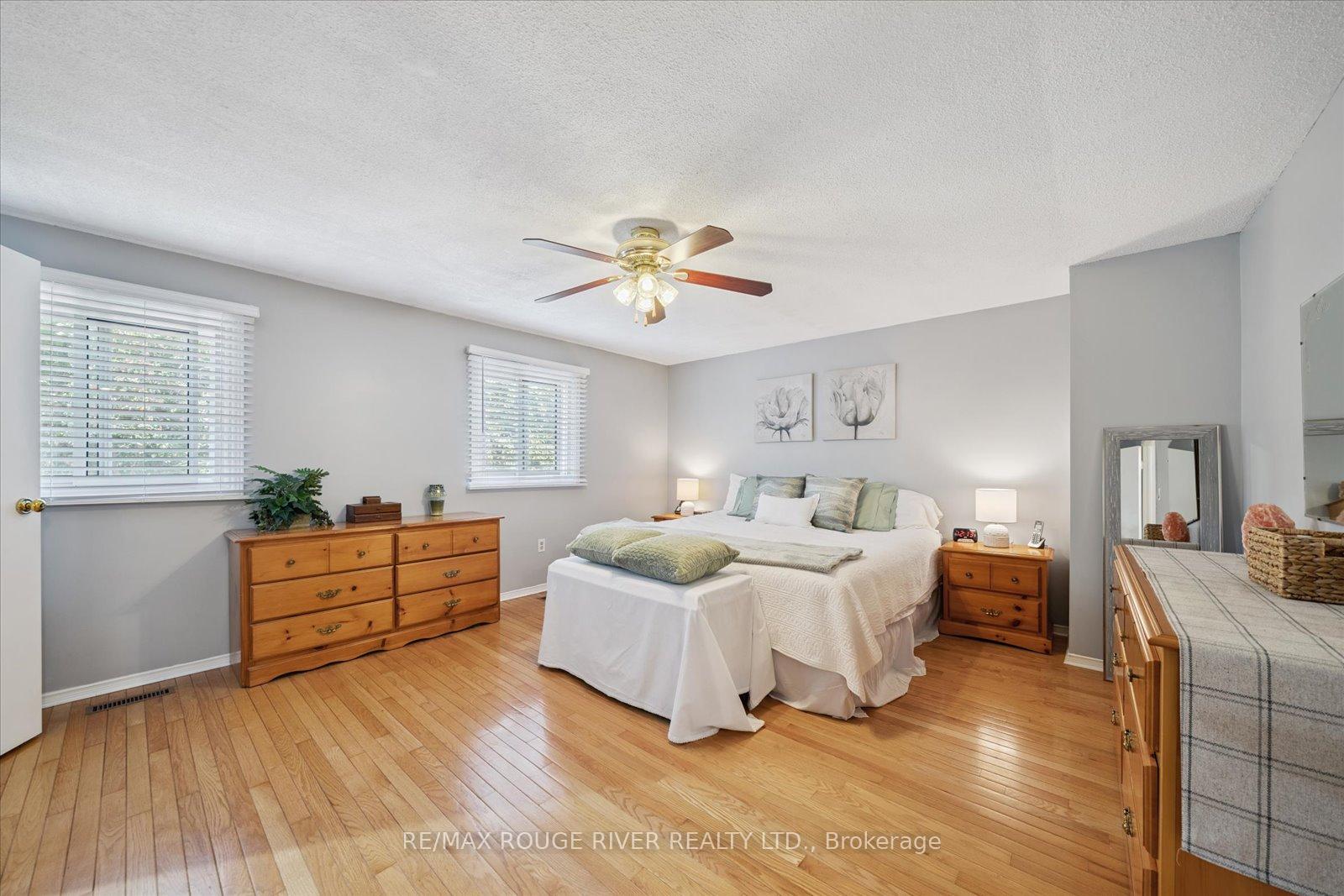 Photo 15 of 50 Chalmers Crescent, Ajax, Central — HOMEH