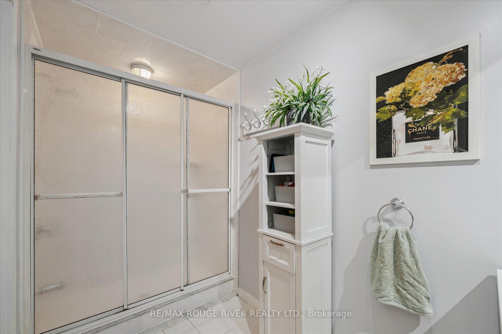 Photo 19 of 50 Chalmers Crescent, Ajax, Central — HOMEH