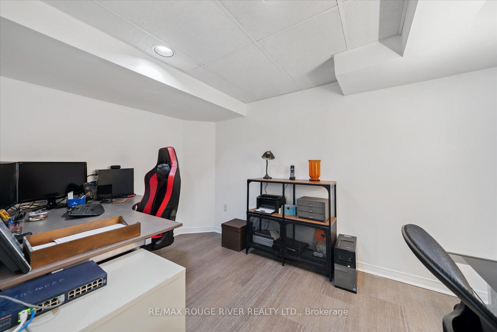 Photo 30 of 50 Chalmers Crescent, Ajax, Central — HOMEH