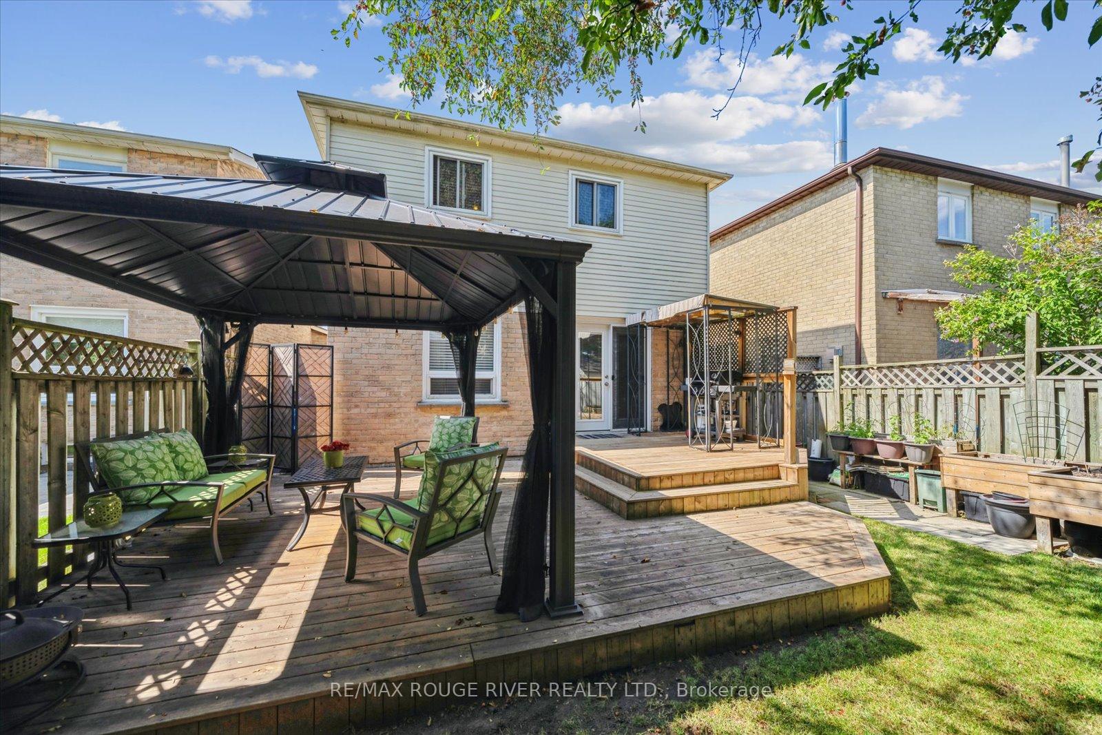 Photo 33 of 50 Chalmers Crescent, Ajax, Central — HOMEH