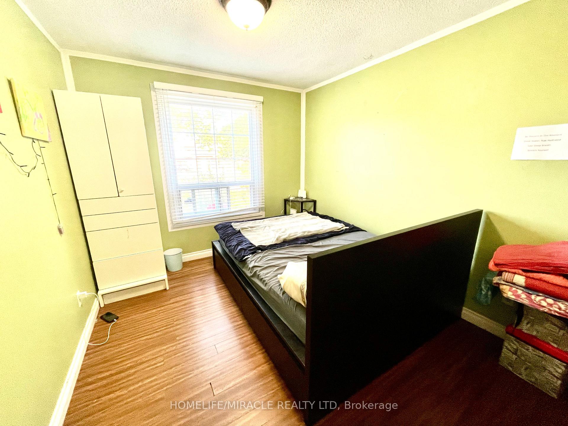 Photo 12 of 36 Richvale Drive S, Brampton, Heart Lake East — HOMEH