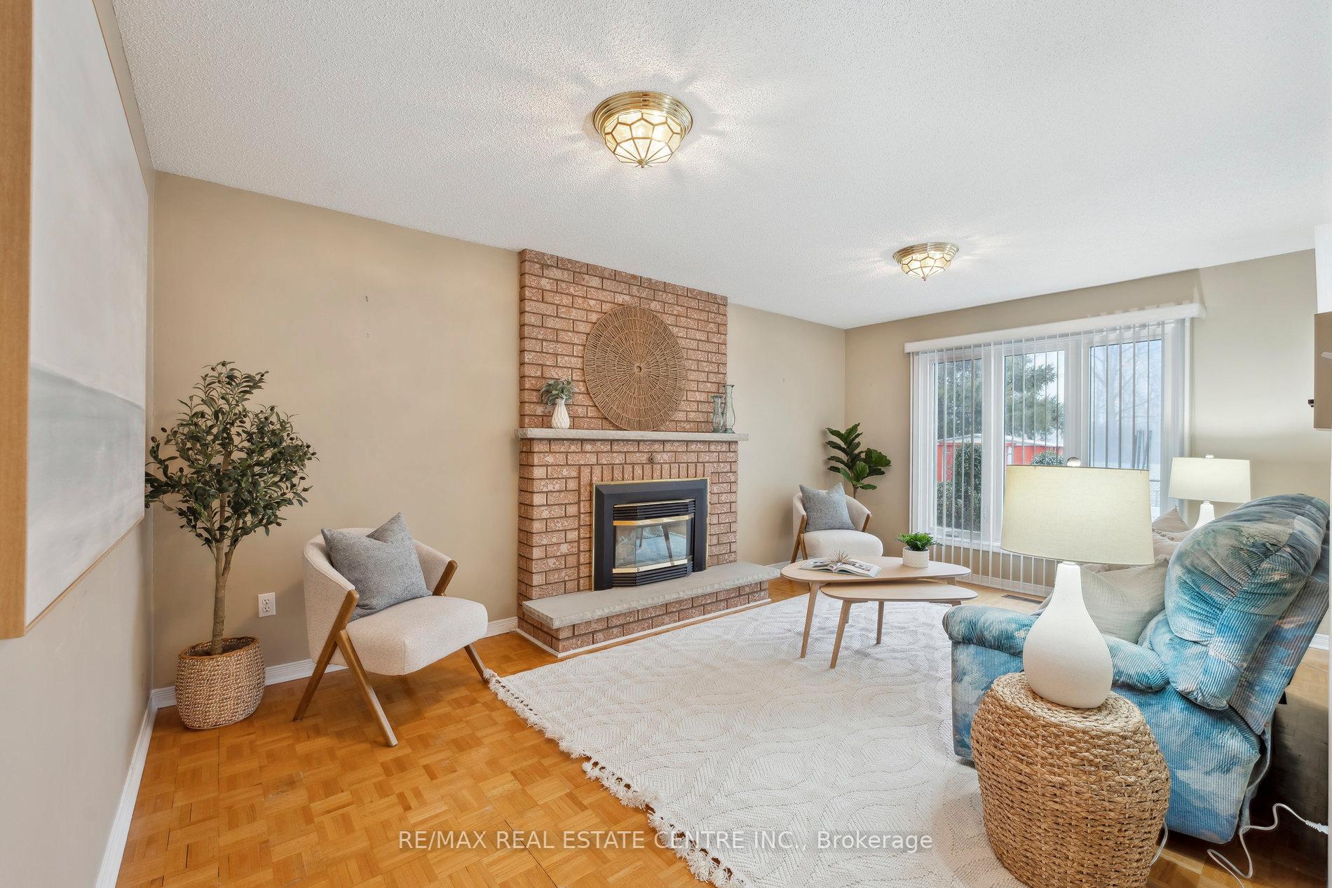 Photo 15 of 56 Canarvan Court, Brampton, Fletcher's Creek South — HOMEH