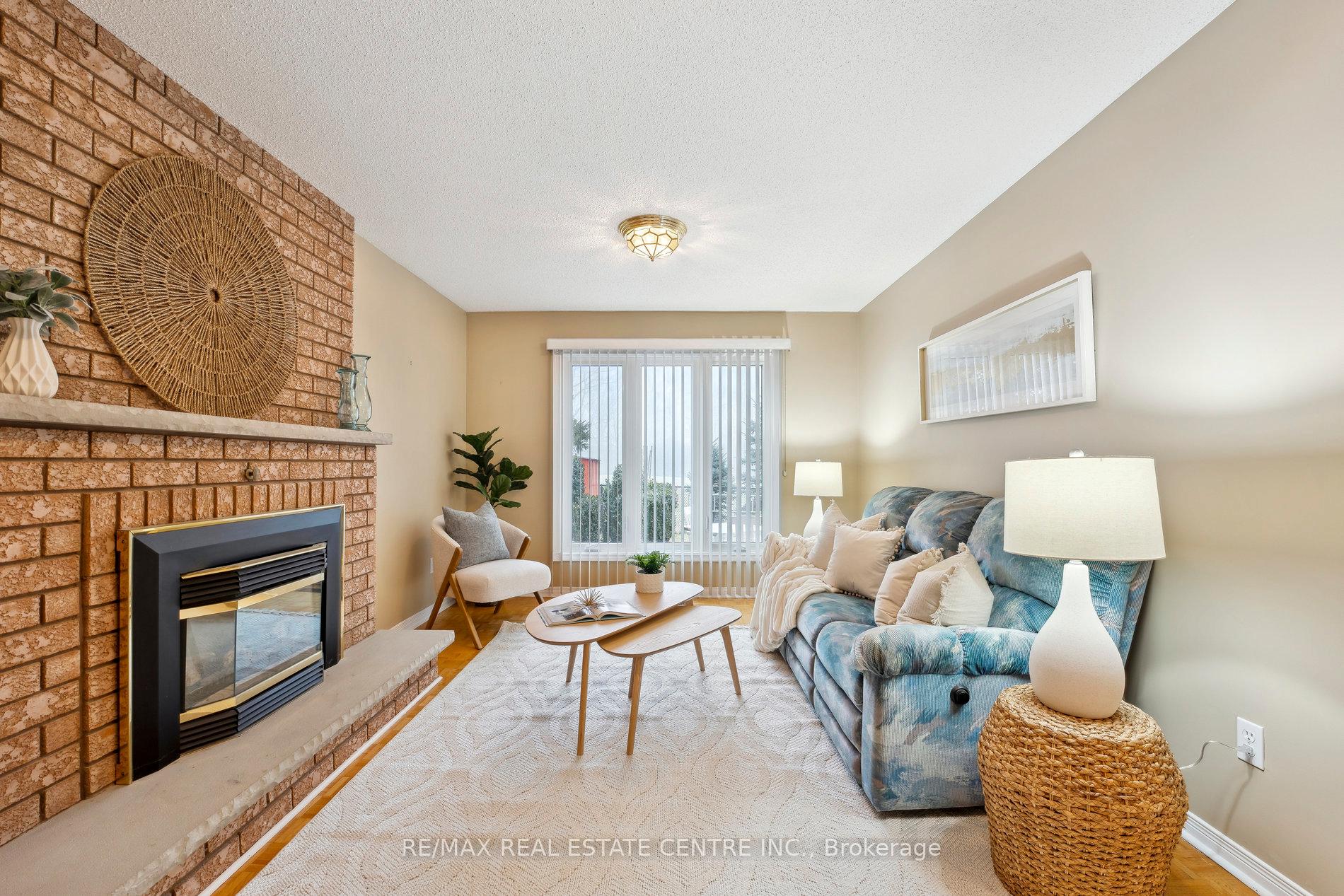 Photo 16 of 56 Canarvan Court, Brampton, Fletcher's Creek South — HOMEH