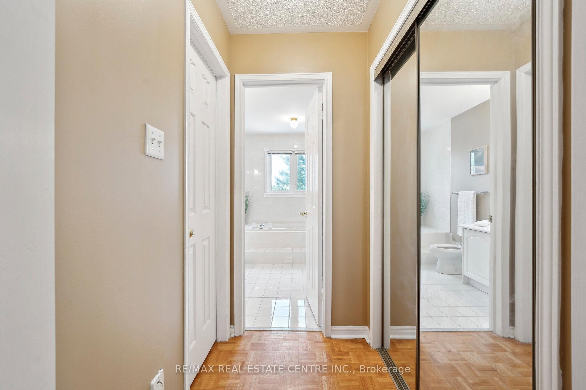 Photo 21 of 56 Canarvan Court, Brampton, Fletcher's Creek South — HOMEH