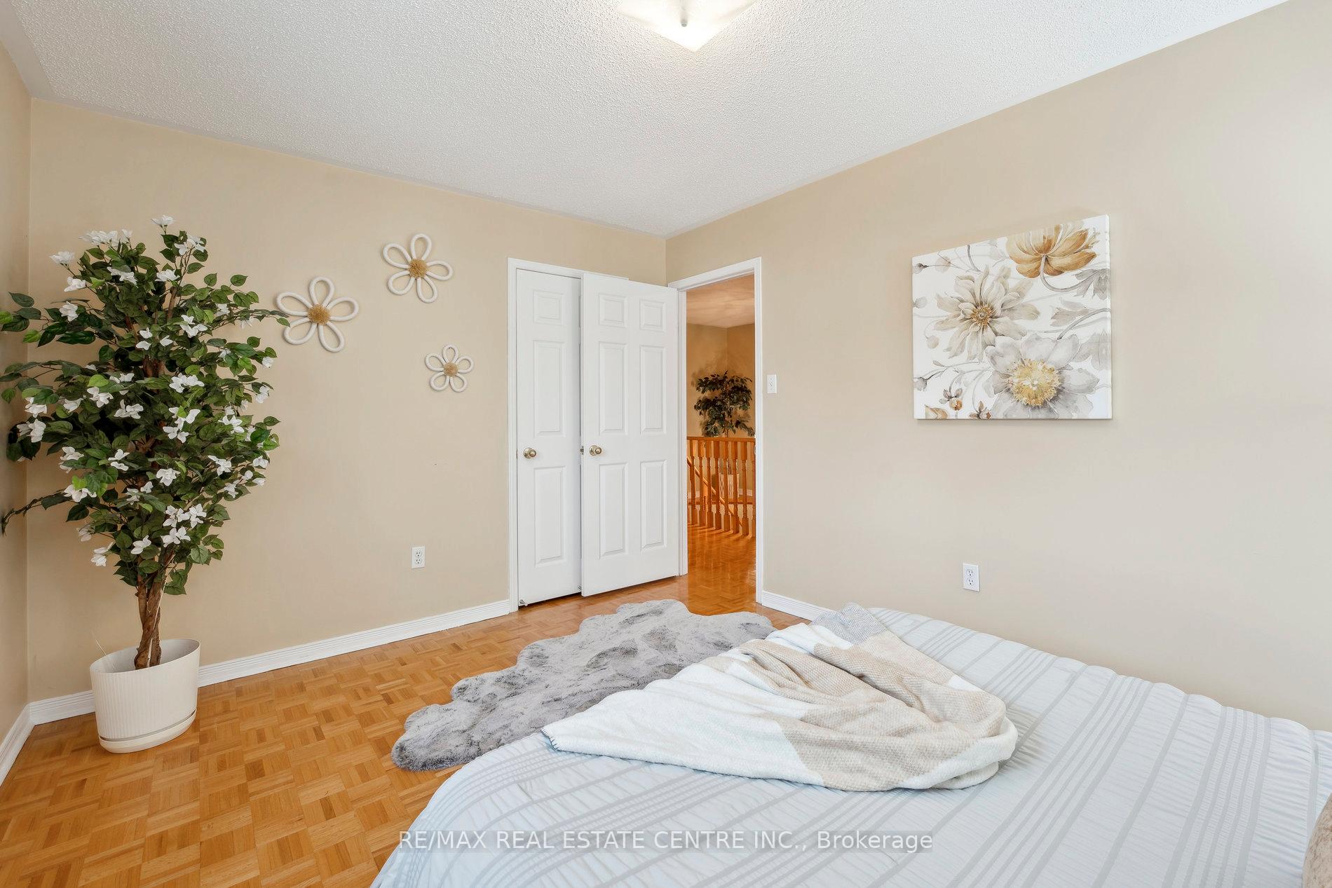 Photo 27 of 56 Canarvan Court, Brampton, Fletcher's Creek South — HOMEH