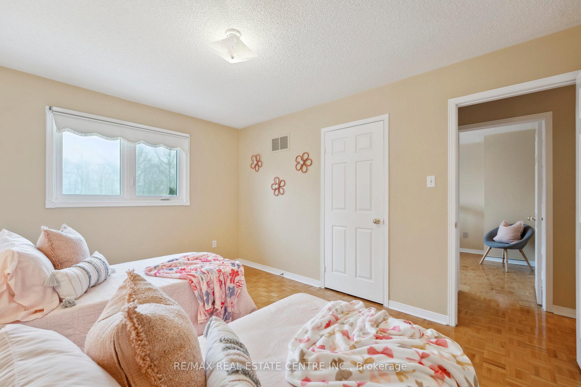 Photo 29 of 56 Canarvan Court, Brampton, Fletcher's Creek South — HOMEH