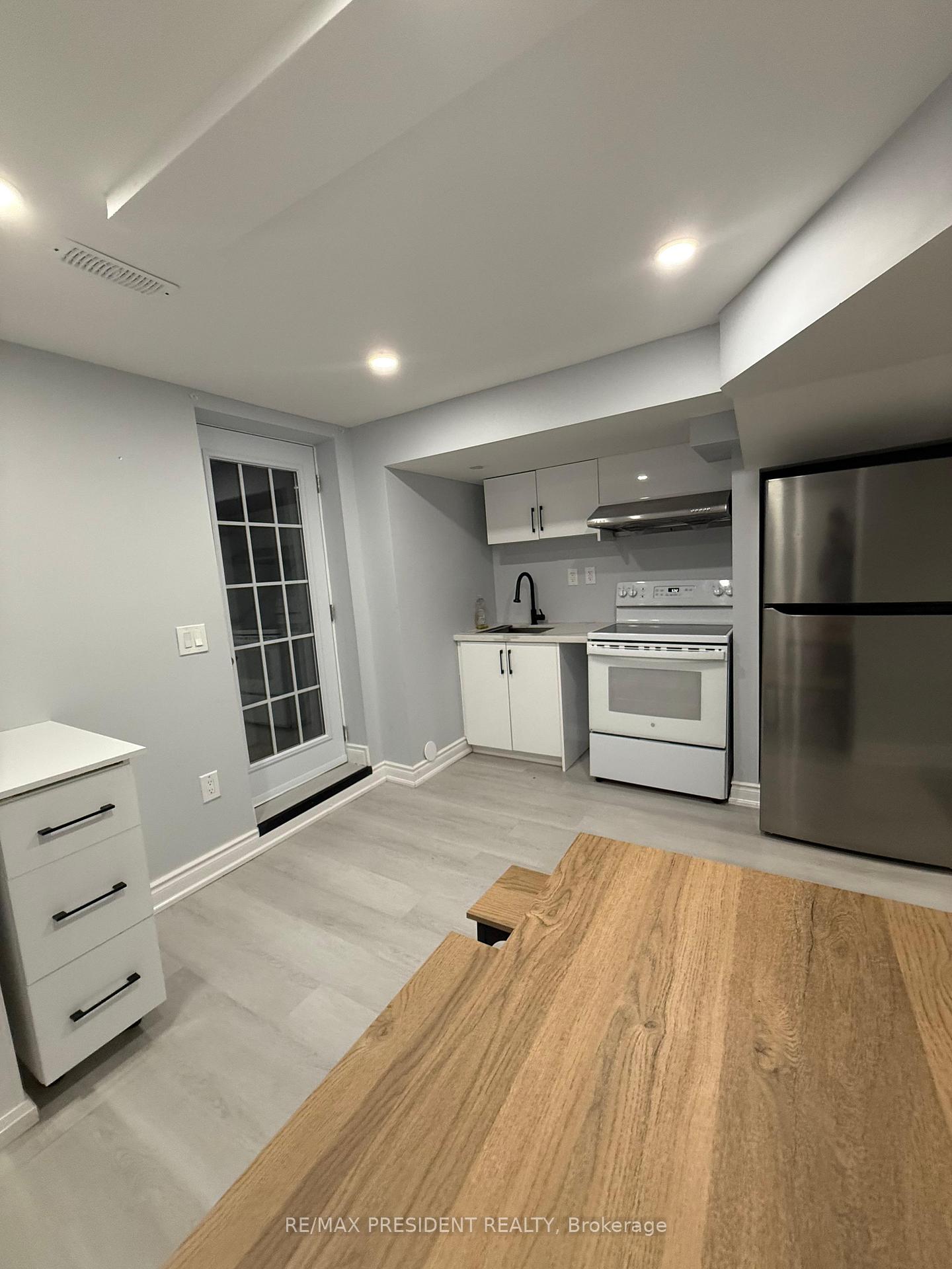 Photo 1 of Unit Basement, 38 Hiberton Crescent, Brampton, Fletcher's Meadow — HOMEH