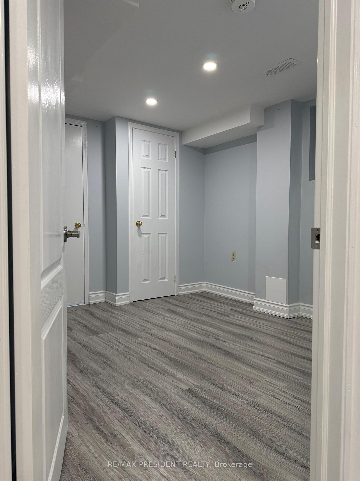 Photo 7 of Unit Basement, 38 Hiberton Crescent, Brampton, Fletcher's Meadow — HOMEH