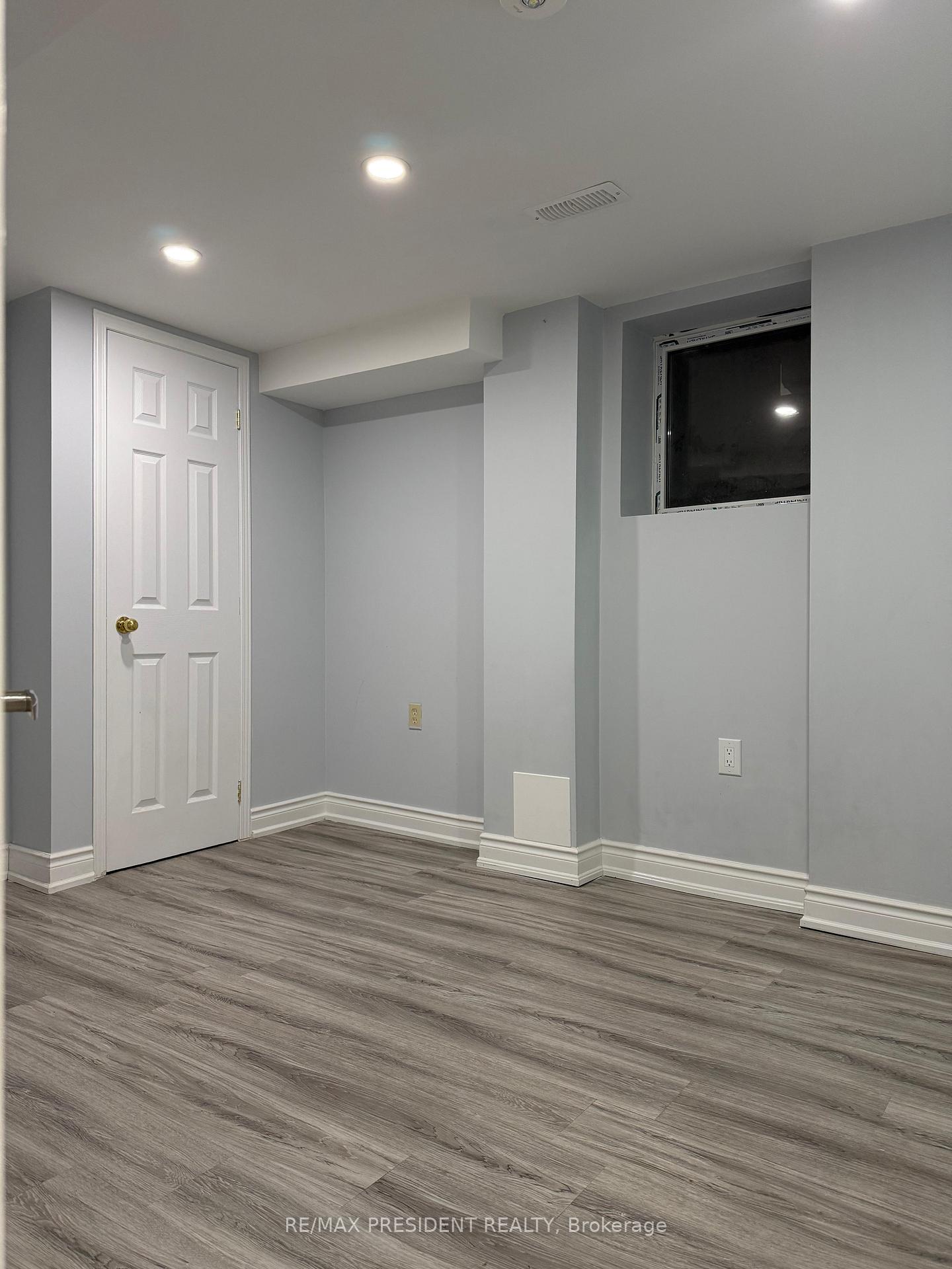 Photo 8 of Unit Basement, 38 Hiberton Crescent, Brampton, Fletcher's Meadow — HOMEH