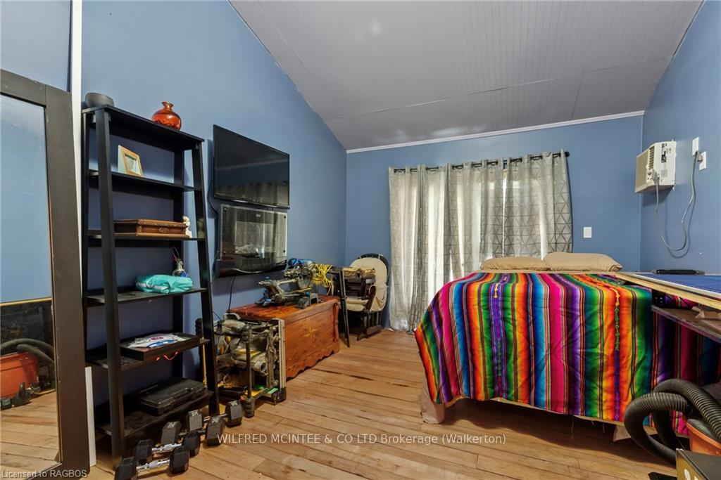 Photo 10 of 525 Queen Street N, Arran-Elderslie — HOMEH