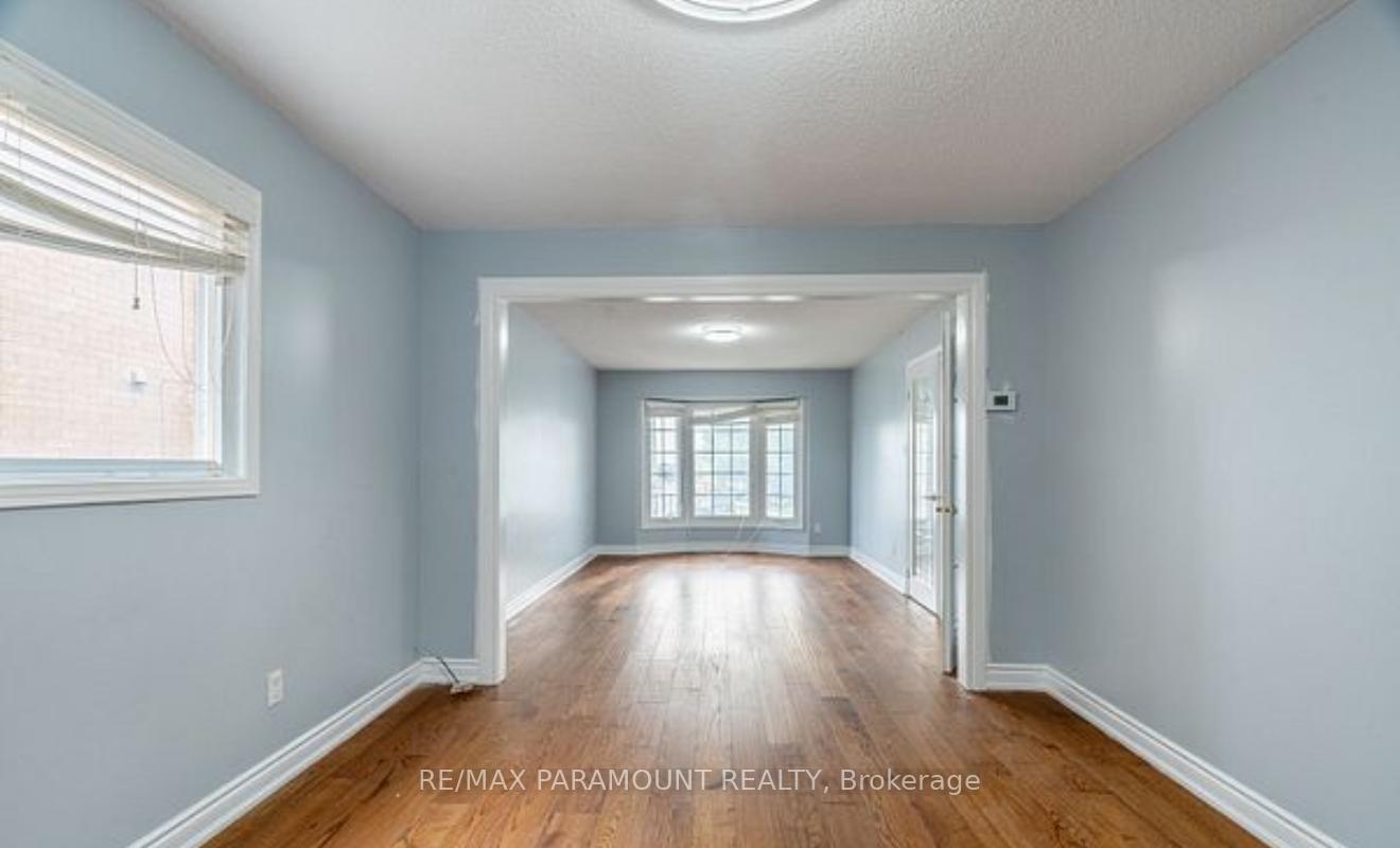 Photo 14 of 179 Kingknoll Drive, Brampton, Fletcher's Creek South — HOMEH