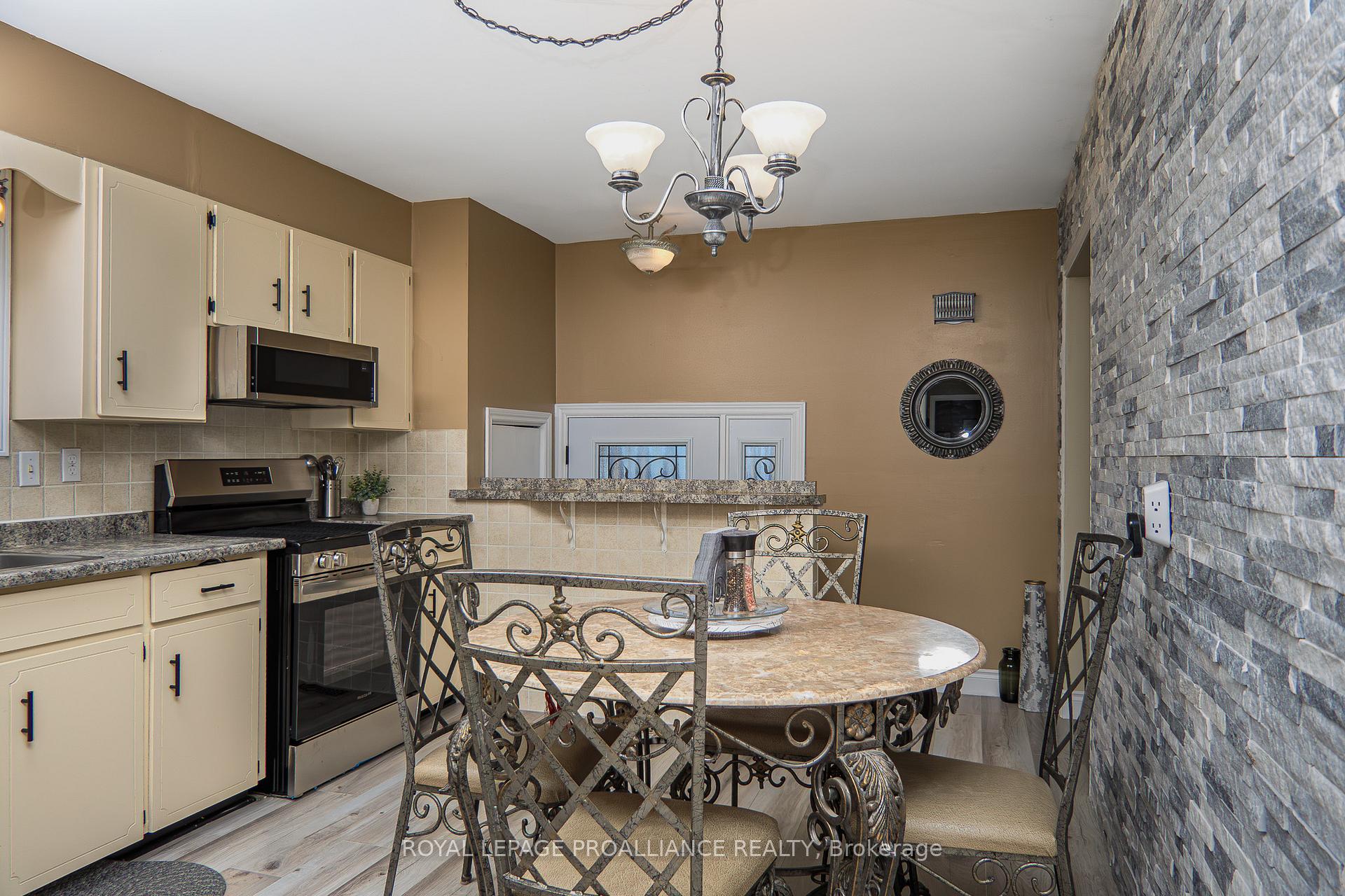 Photo 9 of 209 Ontario Street, Brighton — HOMEH