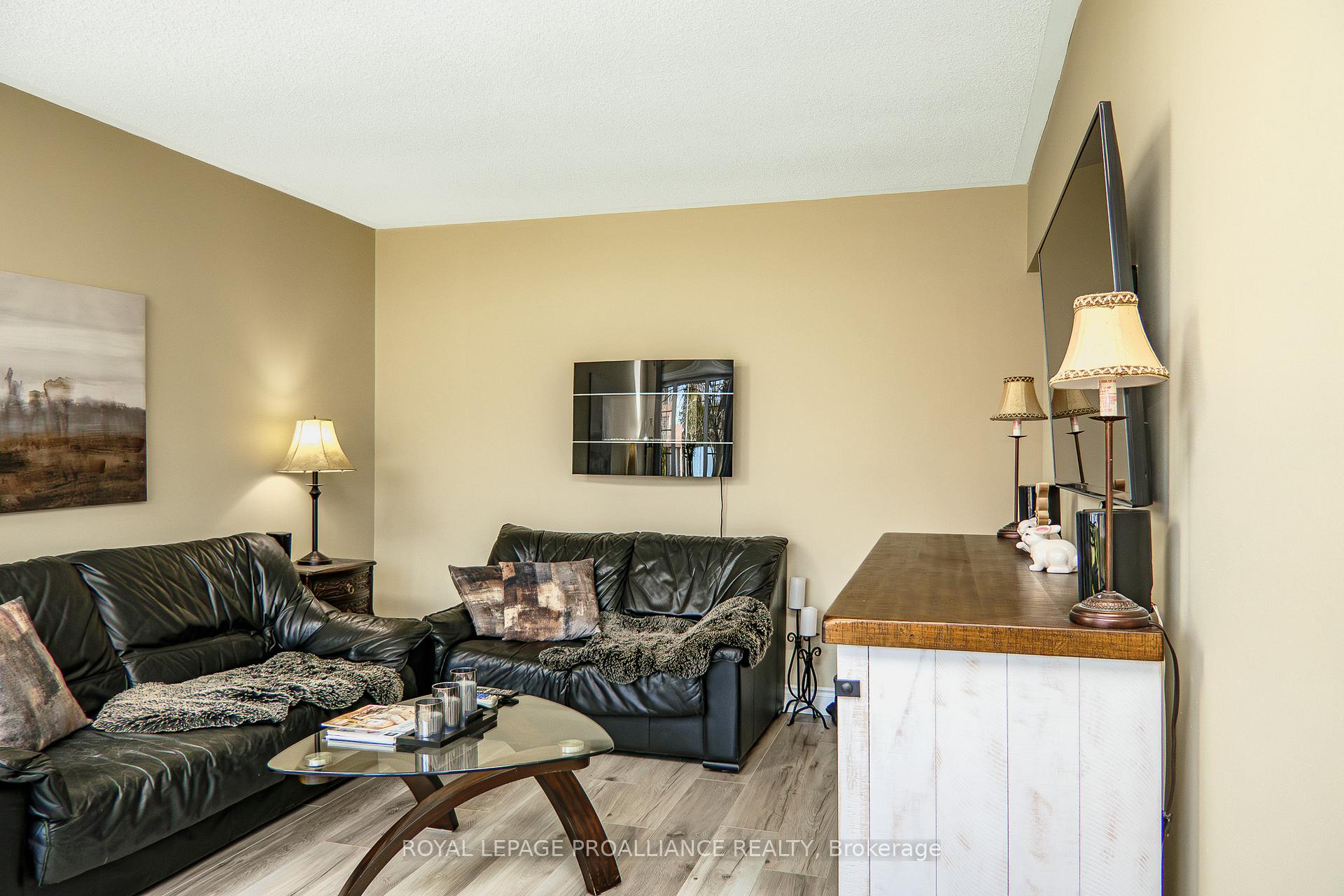 Photo 6 of 209 Ontario Street, Brighton — HOMEH