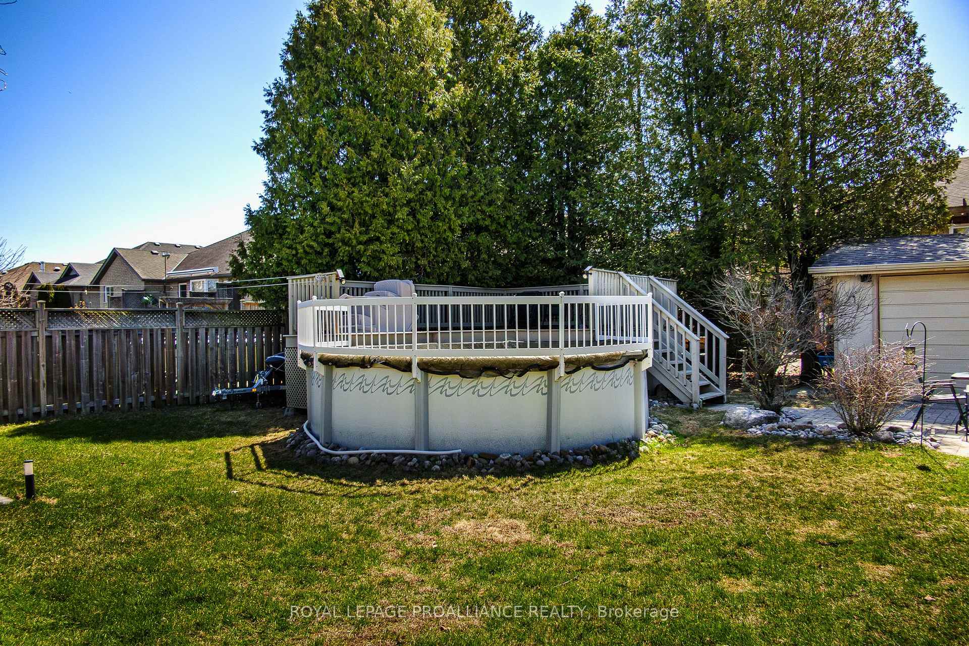 Photo 33 of 209 Ontario Street, Brighton — HOMEH