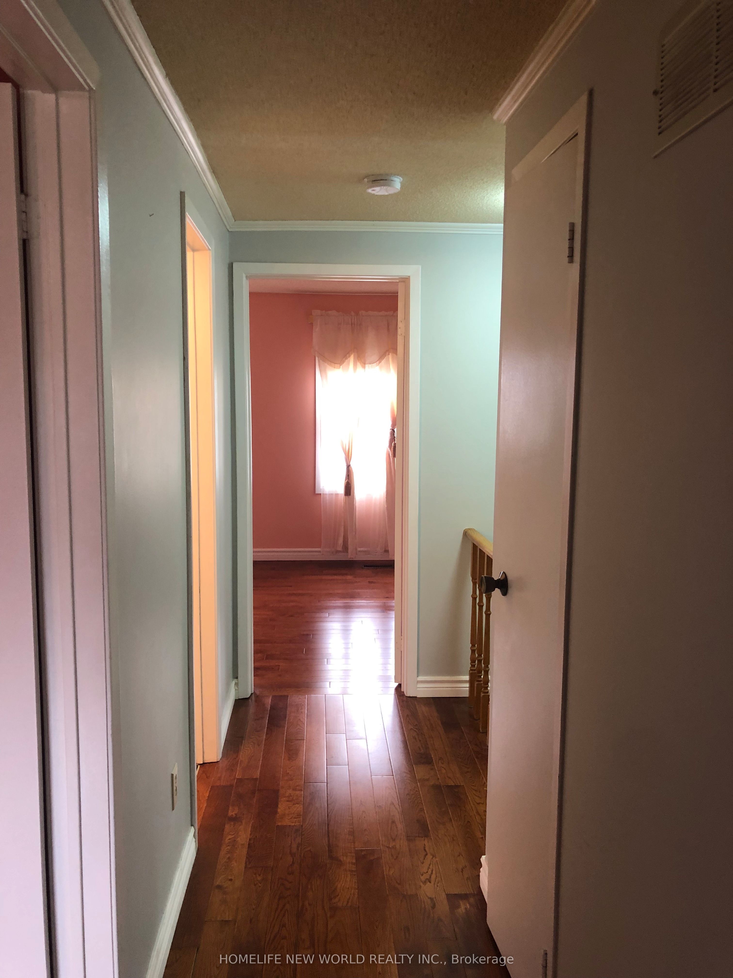Photo 24 of 12 James Edward Drive, Markham, Middlefield — HOMEH