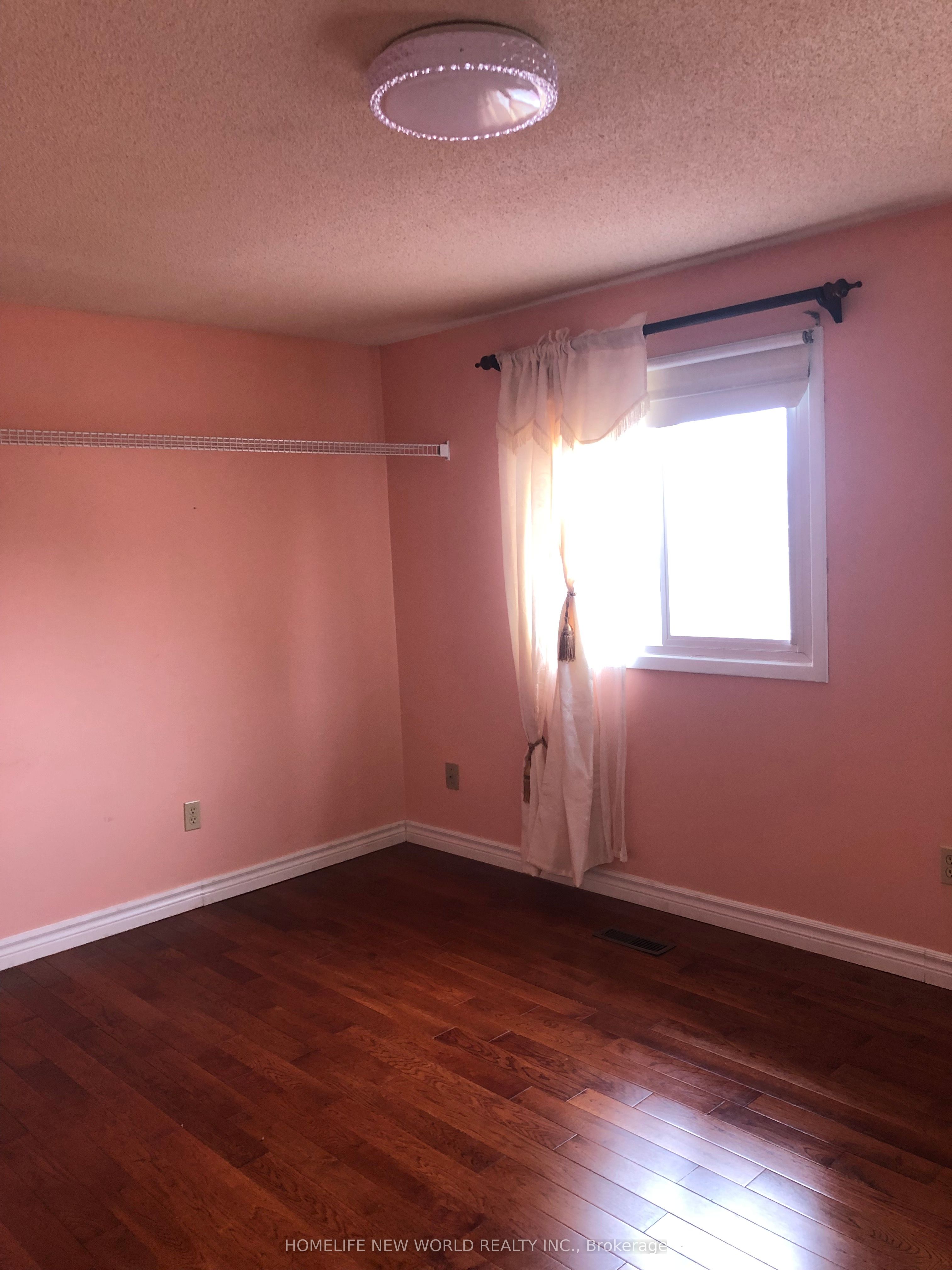 Photo 25 of 12 James Edward Drive, Markham, Middlefield — HOMEH