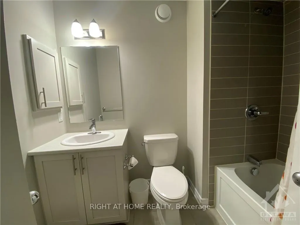 Photo 14 of 961 Cobble Hill Drive, Ottawa, Barrhaven - Cedargrove/Fraserdale — HOMEH