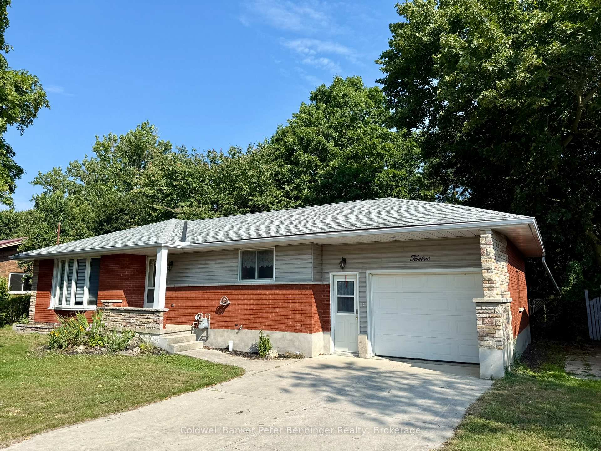 Photo 2 of 12 Mullen Drive, Brockton — HOMEH