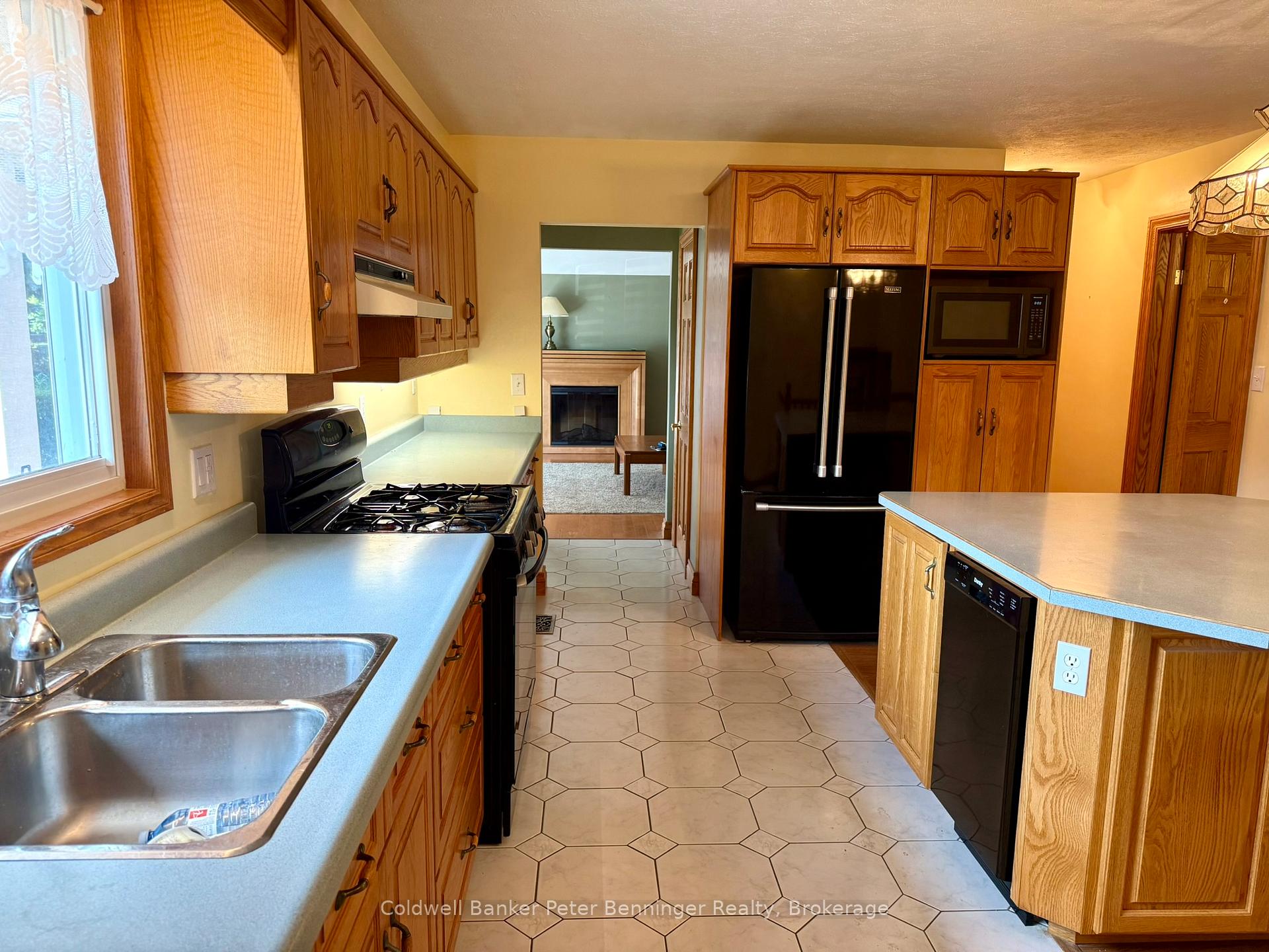 Photo 9 of 12 Mullen Drive, Brockton — HOMEH