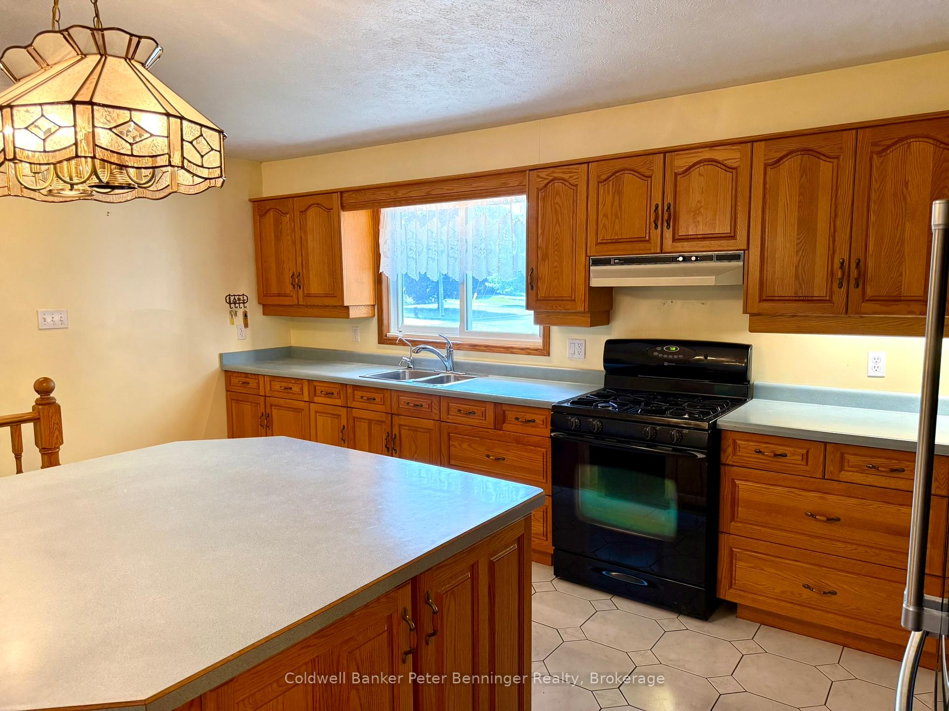 Photo 14 of 12 Mullen Drive, Brockton — HOMEH