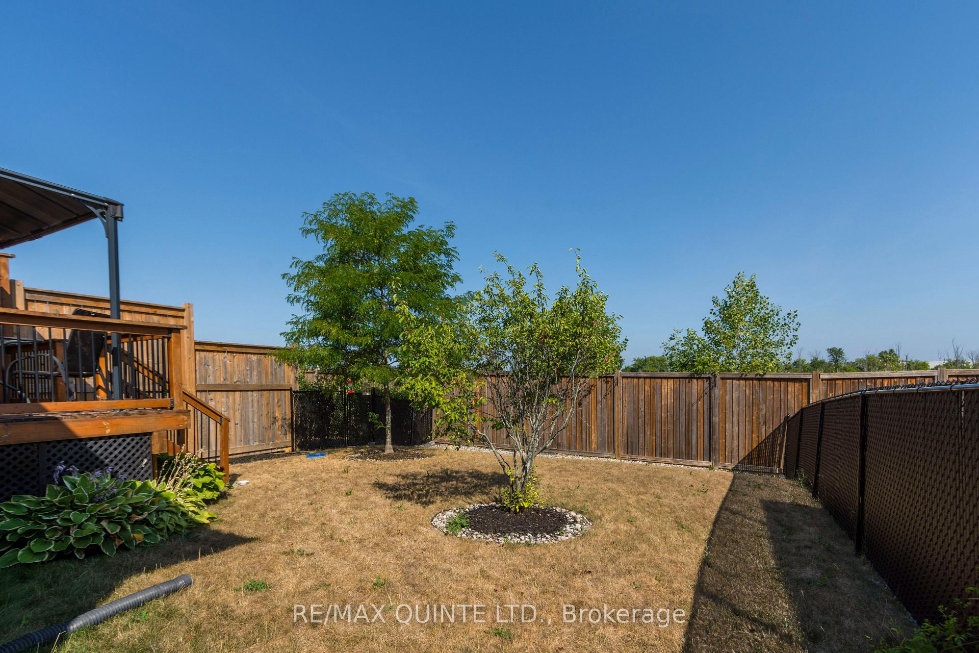 Photo 19 of 98 Spruce Gardens, Belleville, Belleville Ward — HOMEH