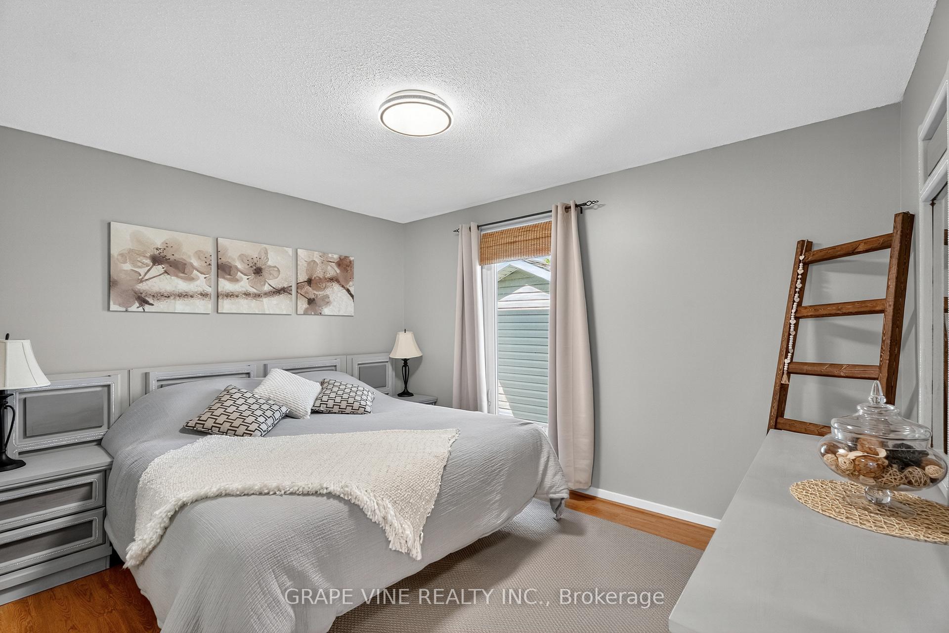 Photo 18 of 5041 Thunder Road, Ottawa, Carlsbad Springs — HOMEH