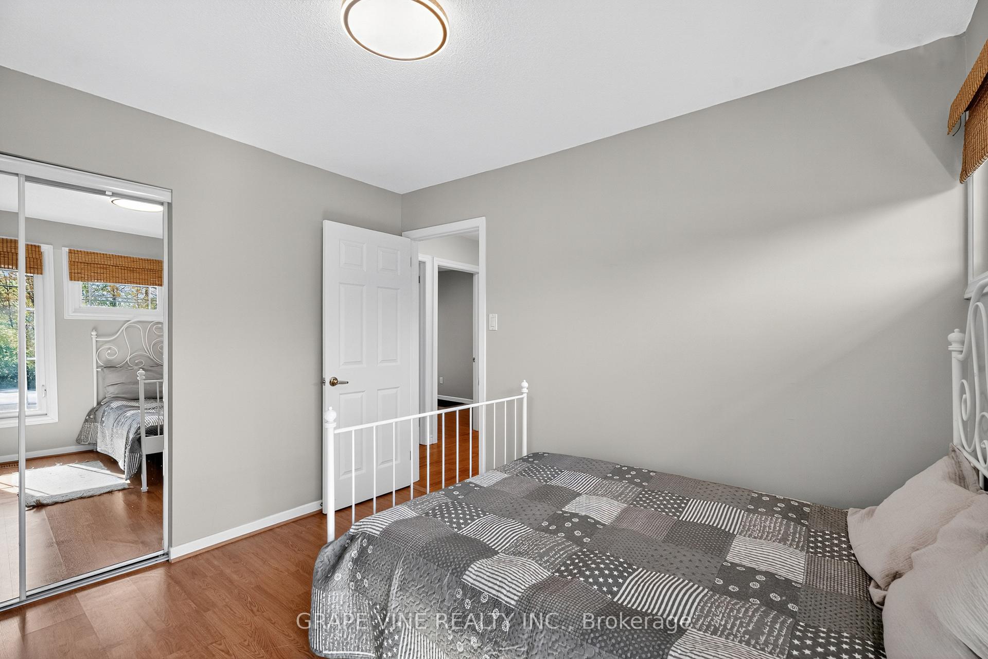 Photo 23 of 5041 Thunder Road, Ottawa, Carlsbad Springs — HOMEH