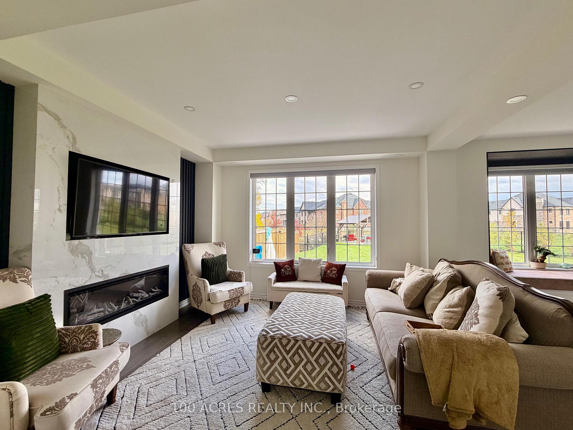 Photo 9 of 63 Eberly Woods Drive, Caledon, Rural Caledon — HOMEH
