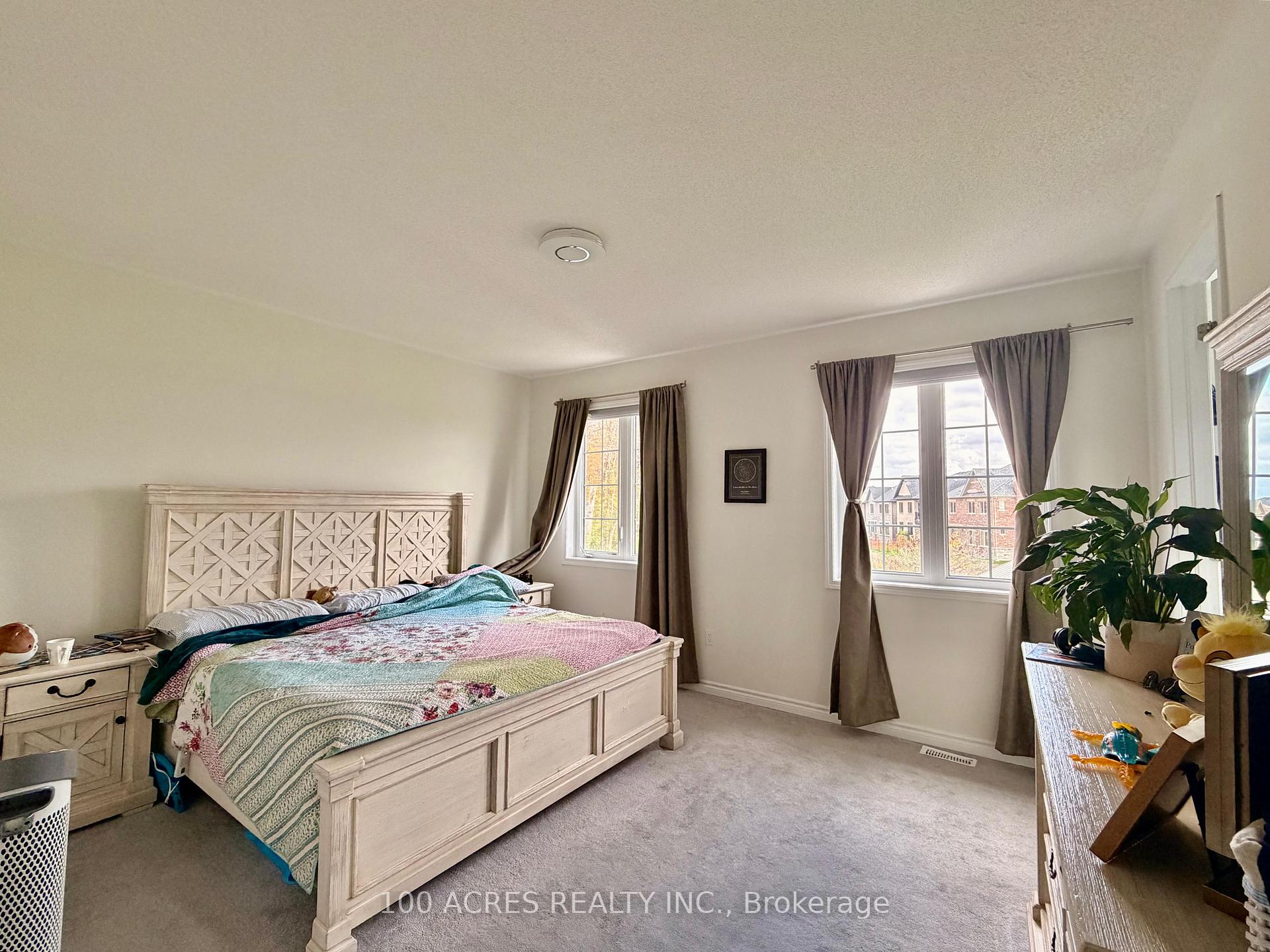 Photo 6 of 63 Eberly Woods Drive, Caledon, Rural Caledon — HOMEH