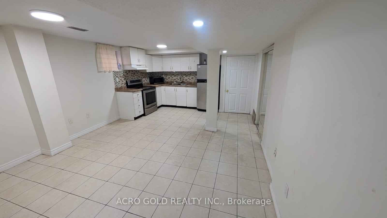 Front of Unit 1, 100 Major William Sharpe Drive W