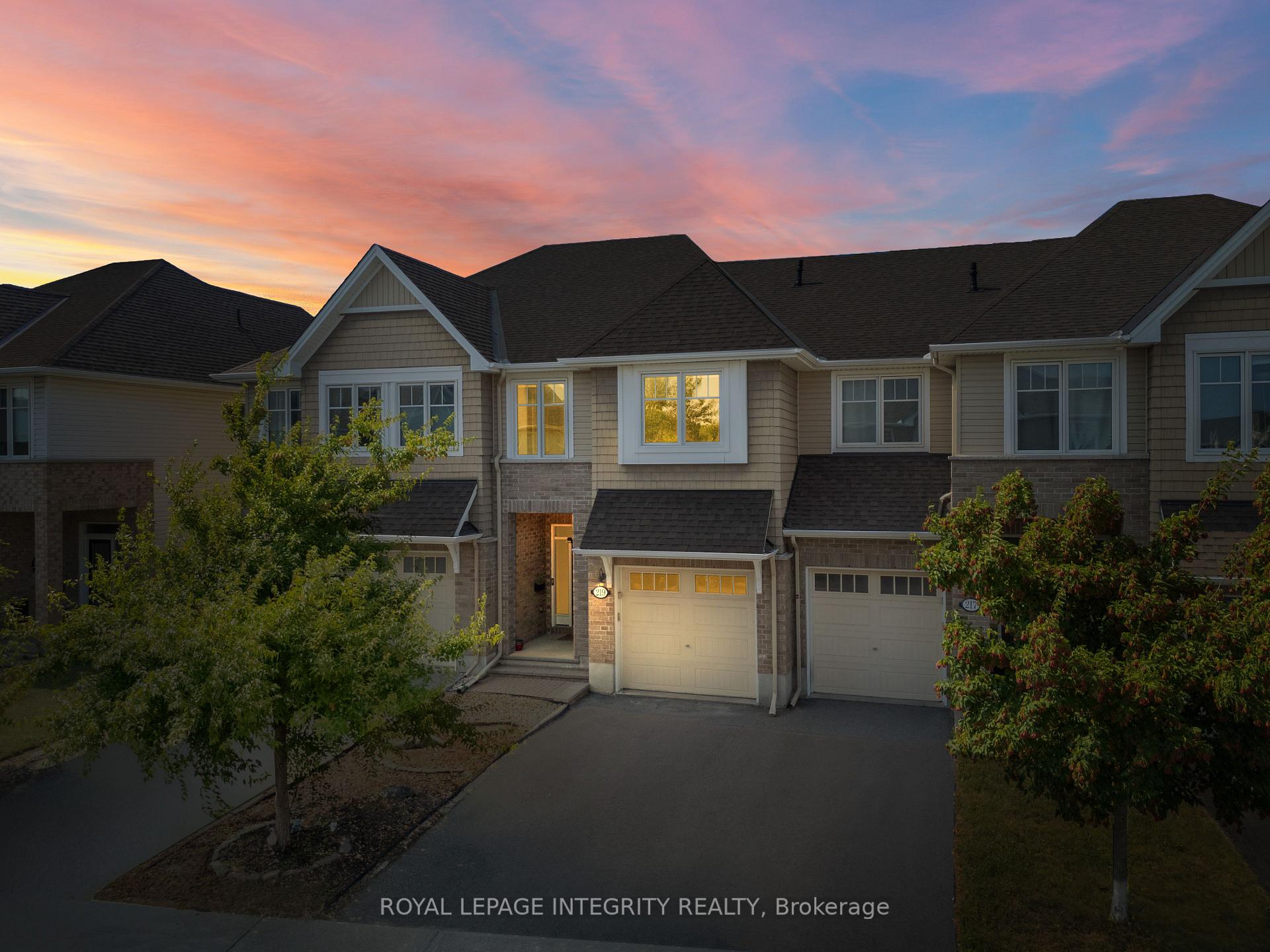 Photo 1 of 219 Brambling Way, Ottawa, Barrhaven - Half Moon Bay — HOMEH
