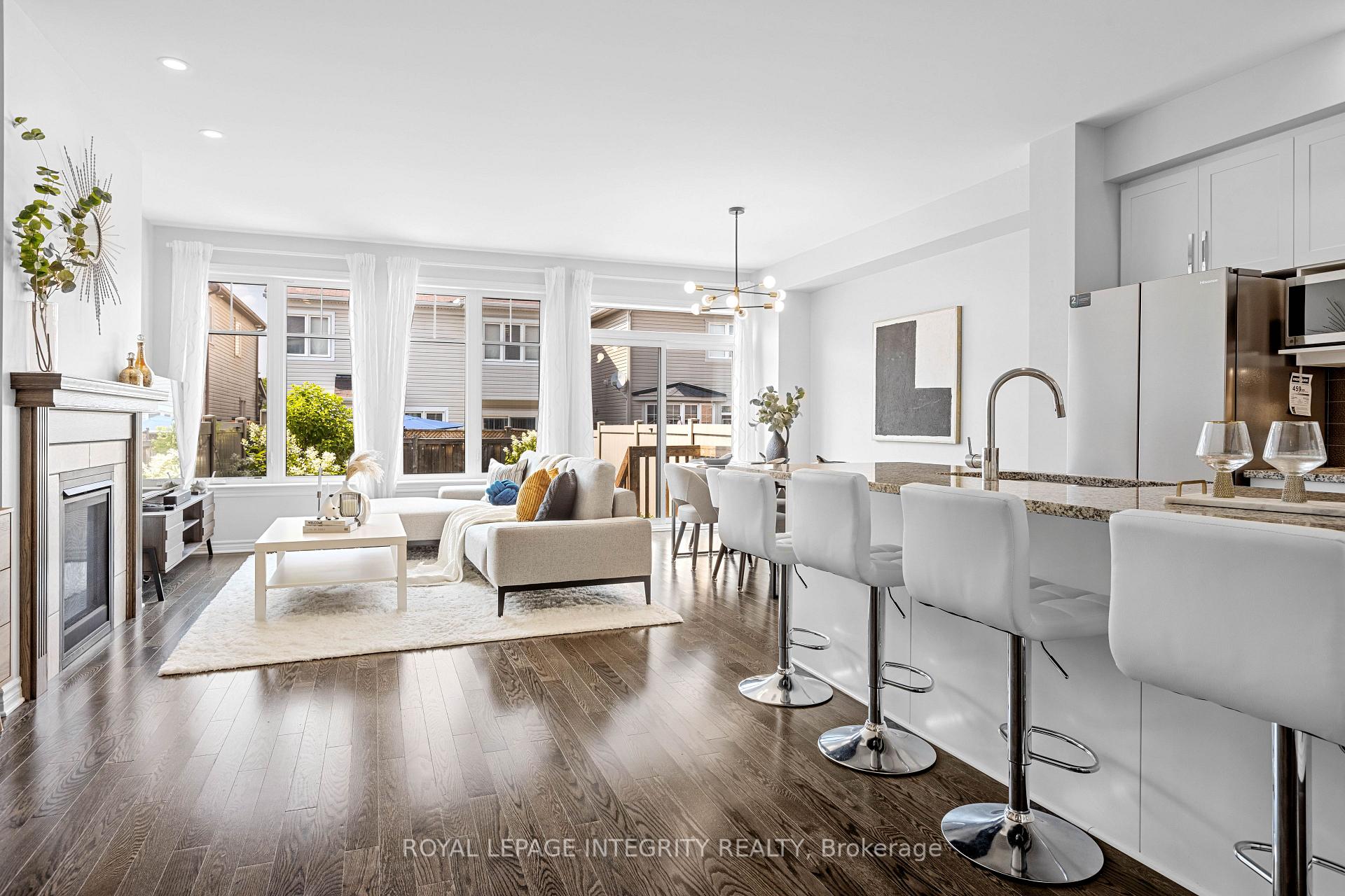 Photo 2 of 219 Brambling Way, Ottawa, Barrhaven - Half Moon Bay — HOMEH