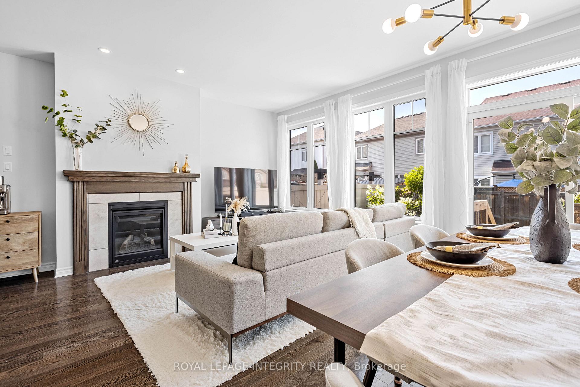Photo 8 of 219 Brambling Way, Ottawa, Barrhaven - Half Moon Bay — HOMEH