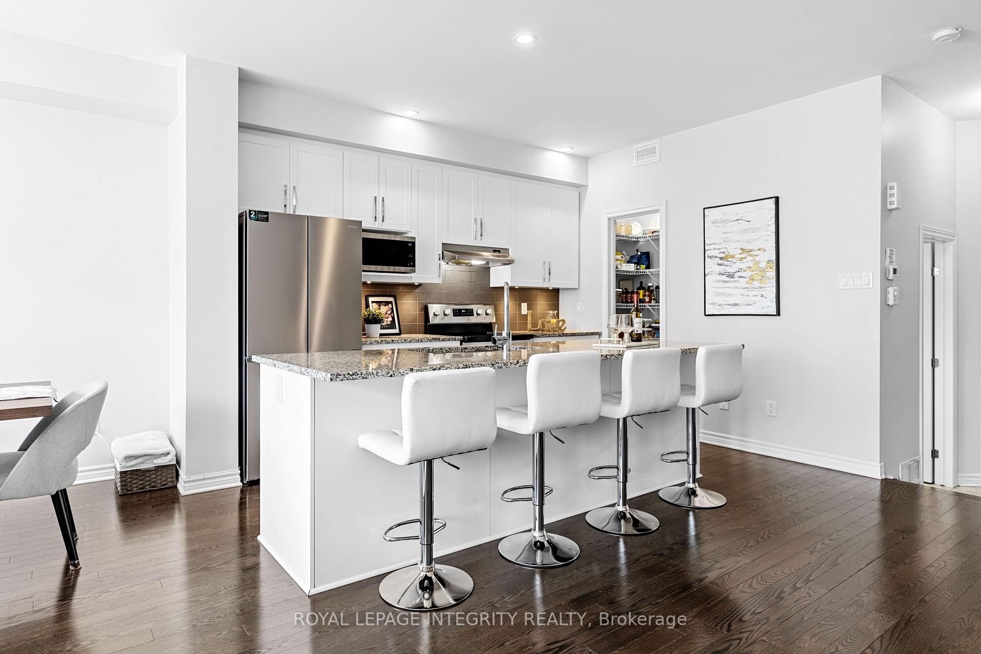 Photo 11 of 219 Brambling Way, Ottawa, Barrhaven - Half Moon Bay — HOMEH