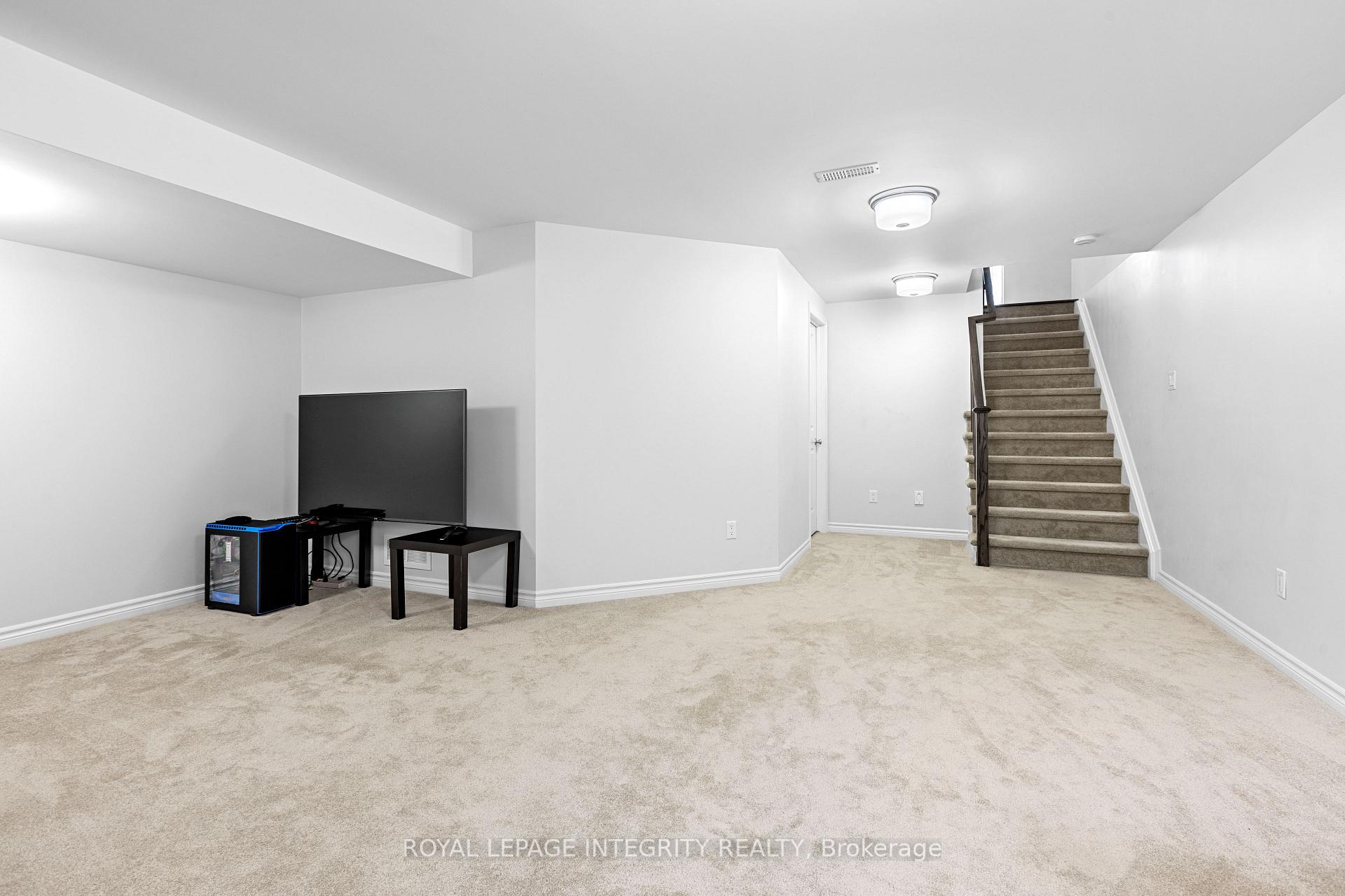 Photo 32 of 219 Brambling Way, Ottawa, Barrhaven - Half Moon Bay — HOMEH