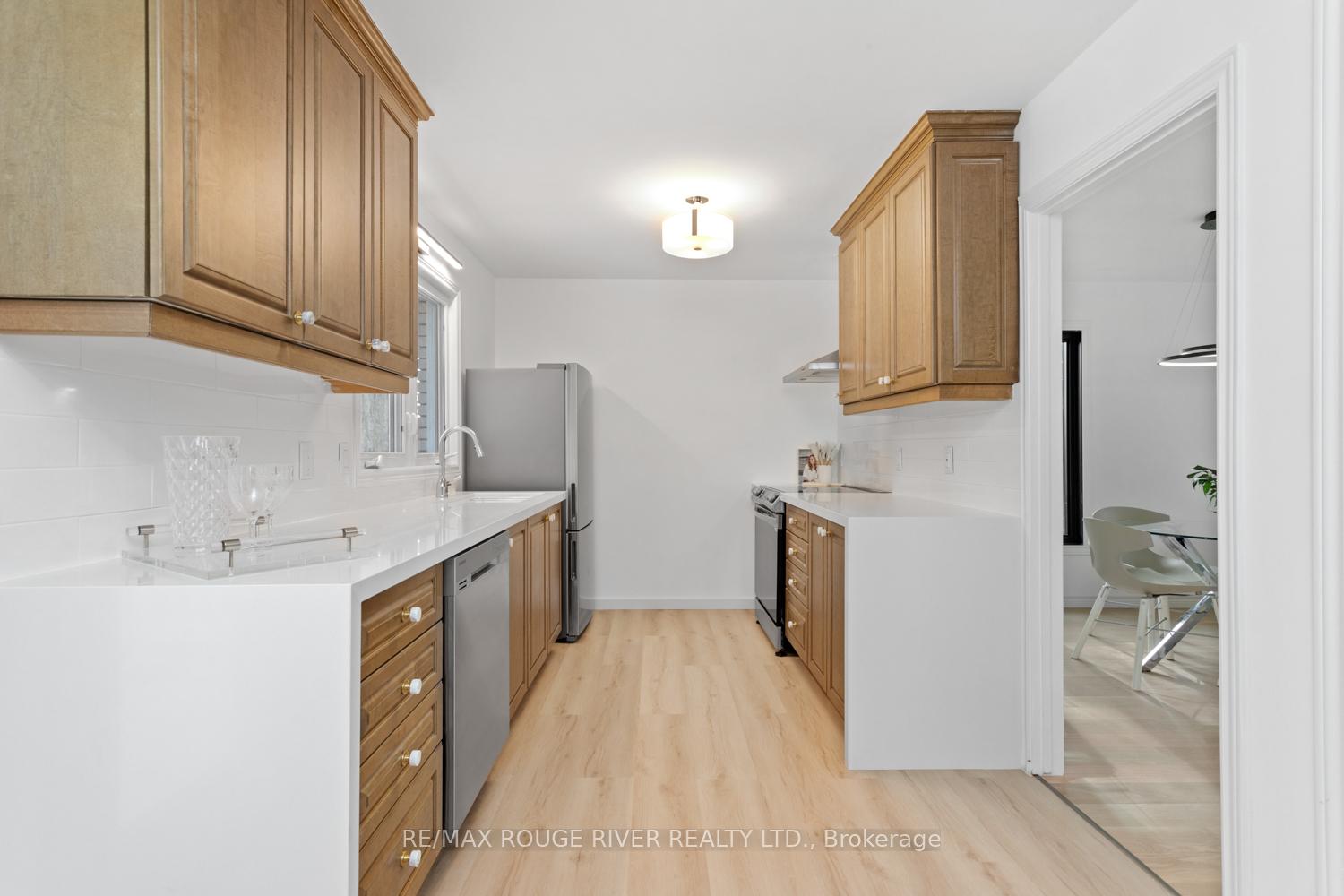 Photo 13 of 27 Keller Drive, Belleville, Belleville Ward — HOMEH