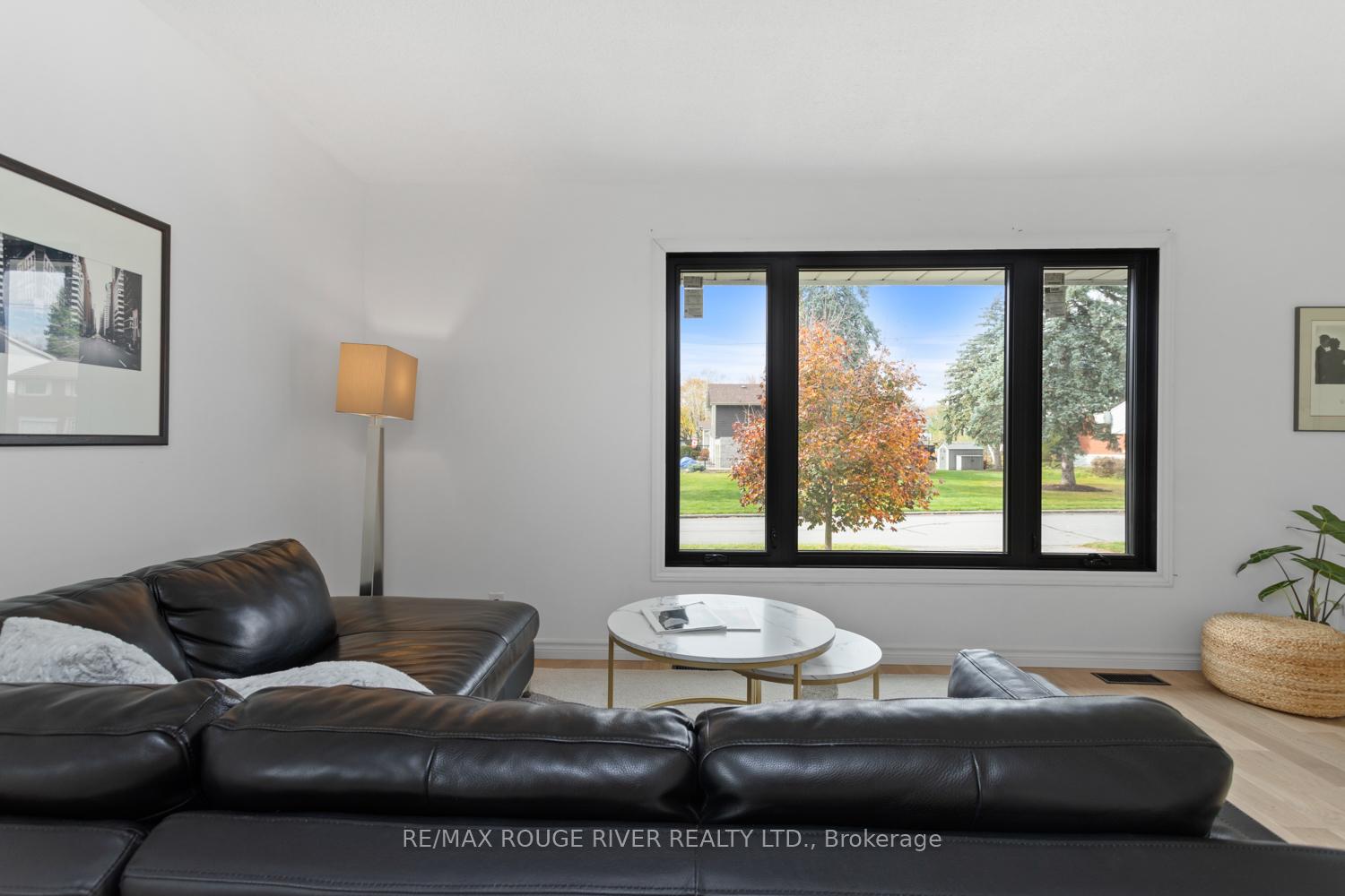 Photo 15 of 27 Keller Drive, Belleville, Belleville Ward — HOMEH