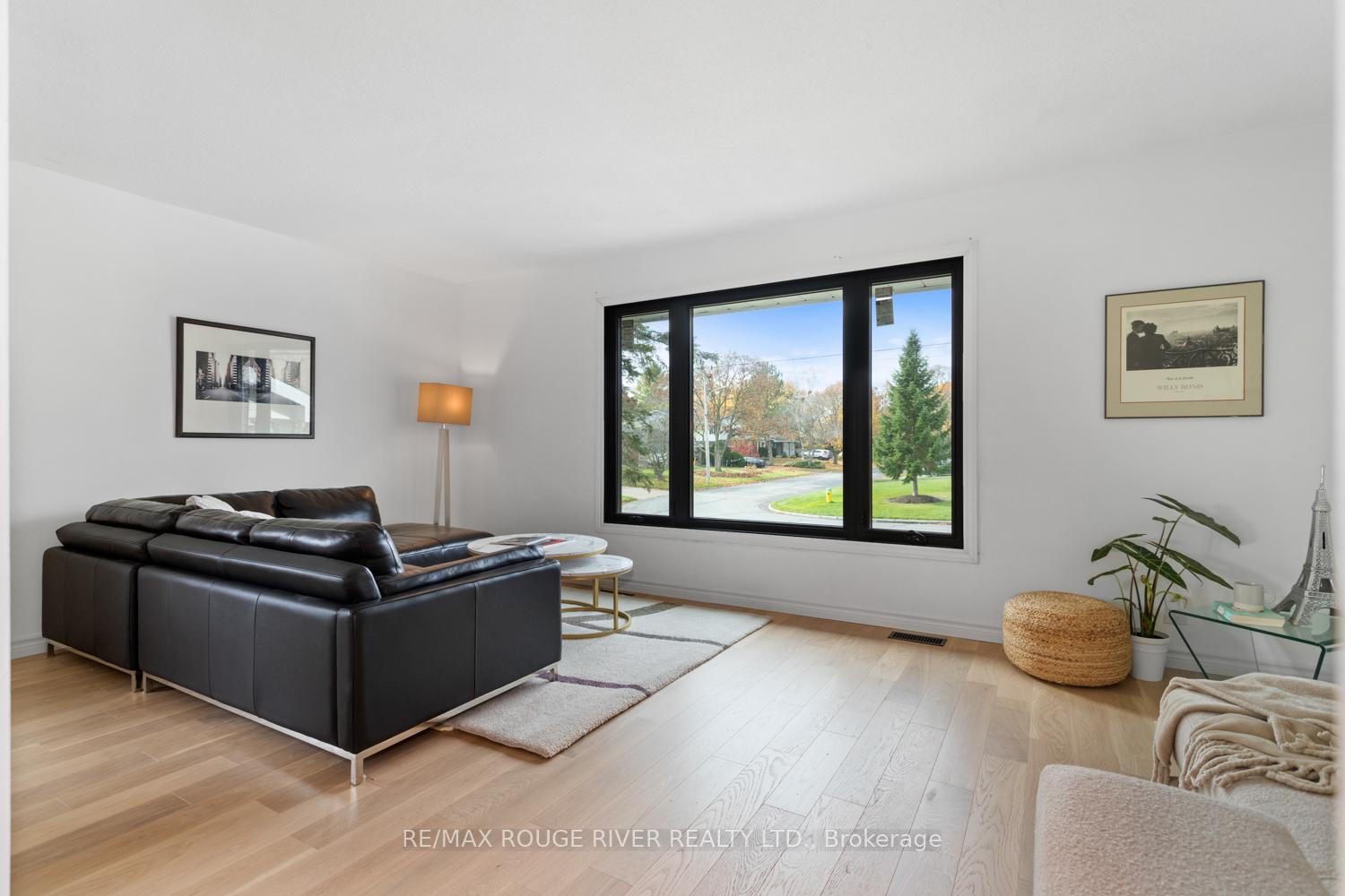 Photo 16 of 27 Keller Drive, Belleville, Belleville Ward — HOMEH