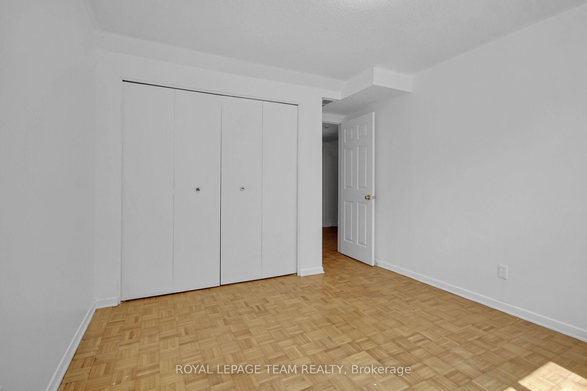 Photo 5 of 52 Bowhill Avenue, Ottawa, Borden Farm/Stewart Farm/Carleton Heights/Parkwood Hills — HOMEH